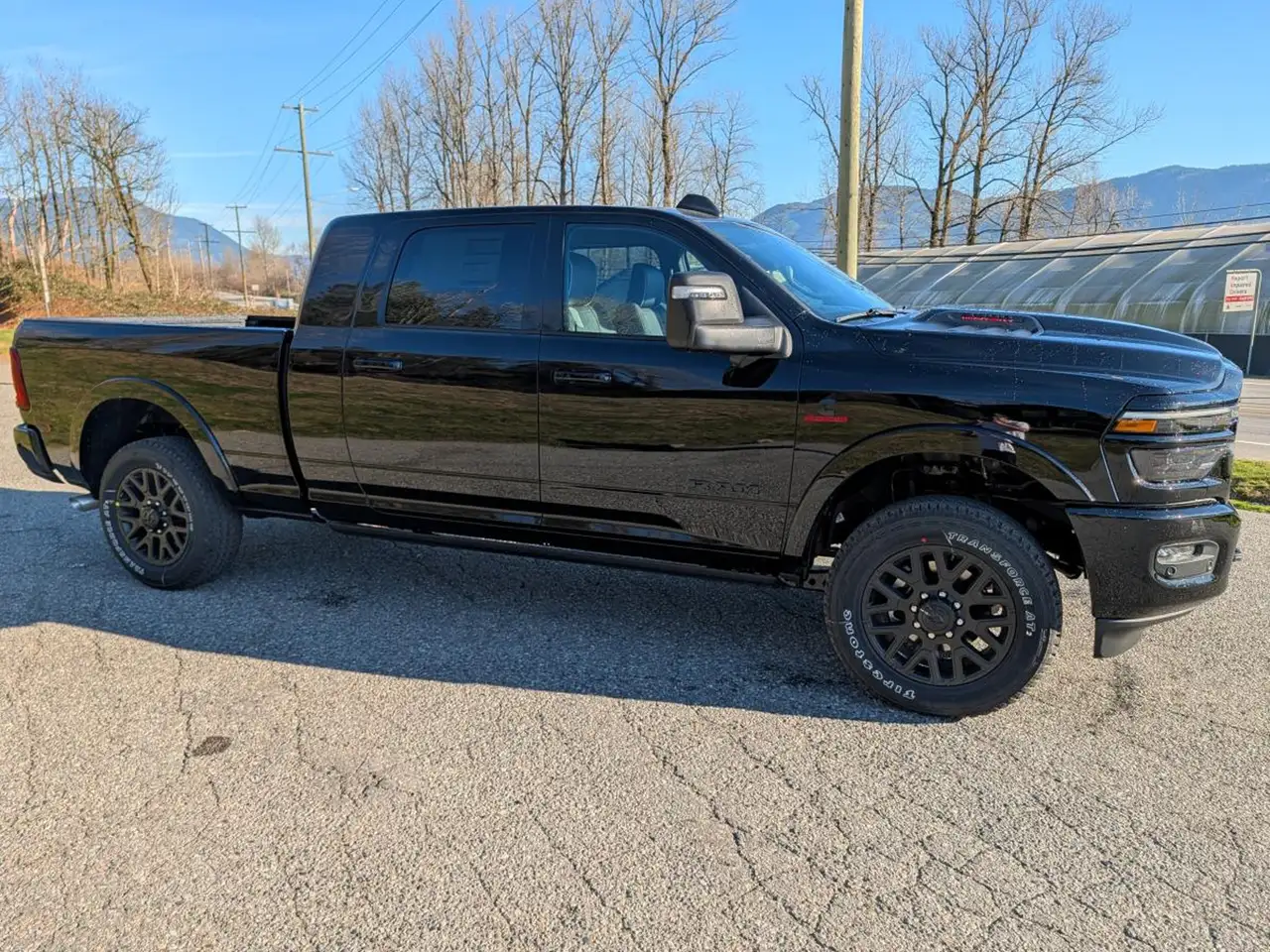 RAM 3500 снимка RAM 3500
