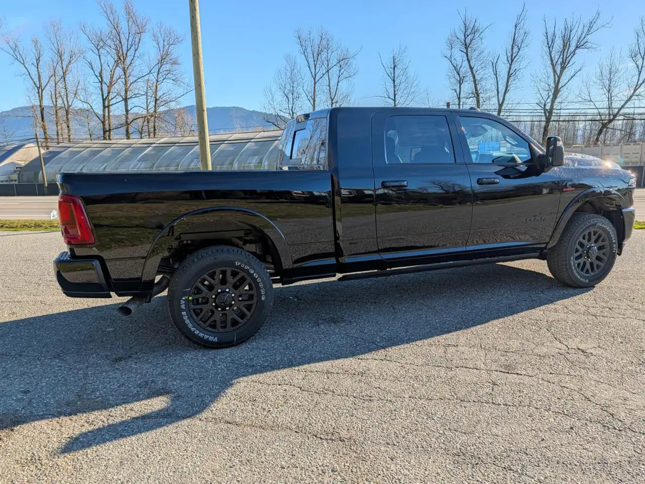 RAM 3500 снимка RAM 3500