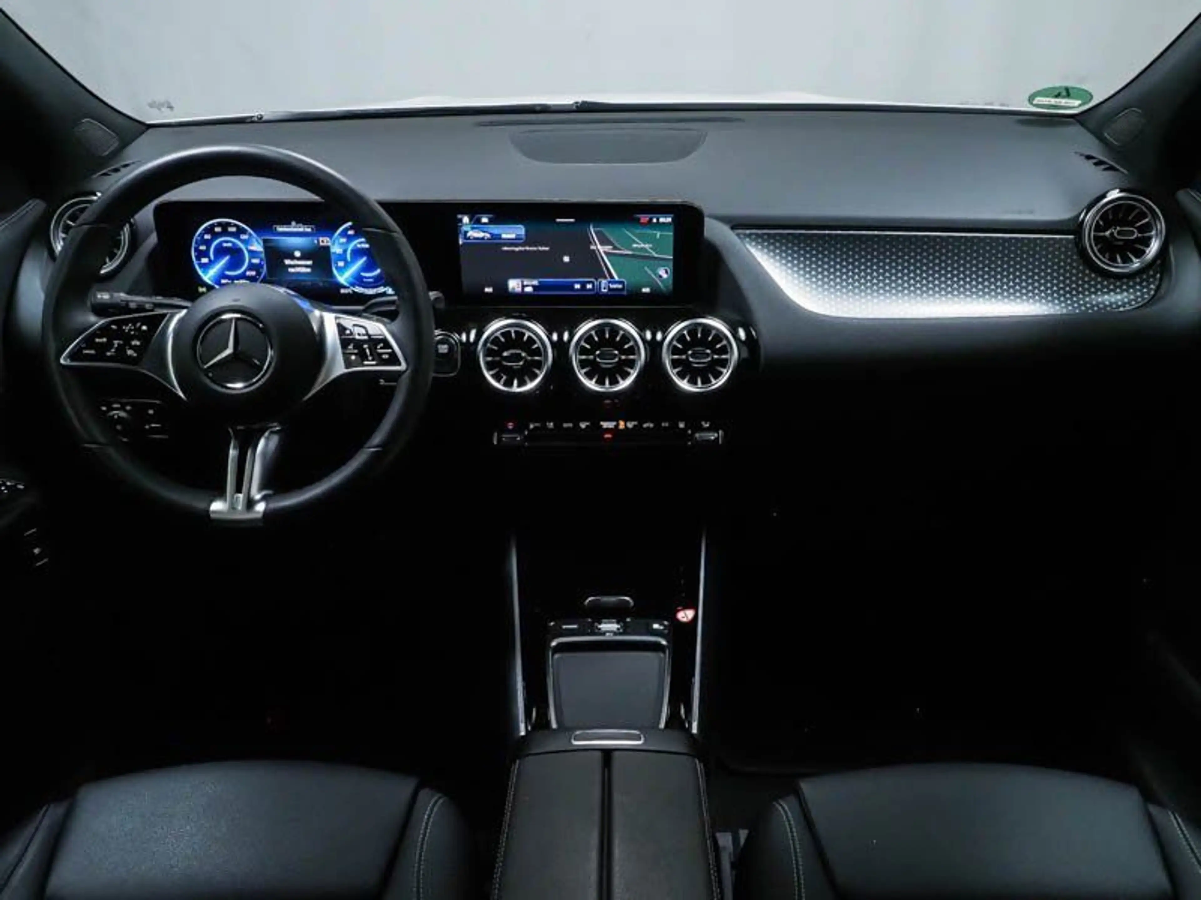 Mercedes-Benz EQA 250+ PROG-ADVANCE MEMORY FAP WDGS WINTER VZA — photo 8