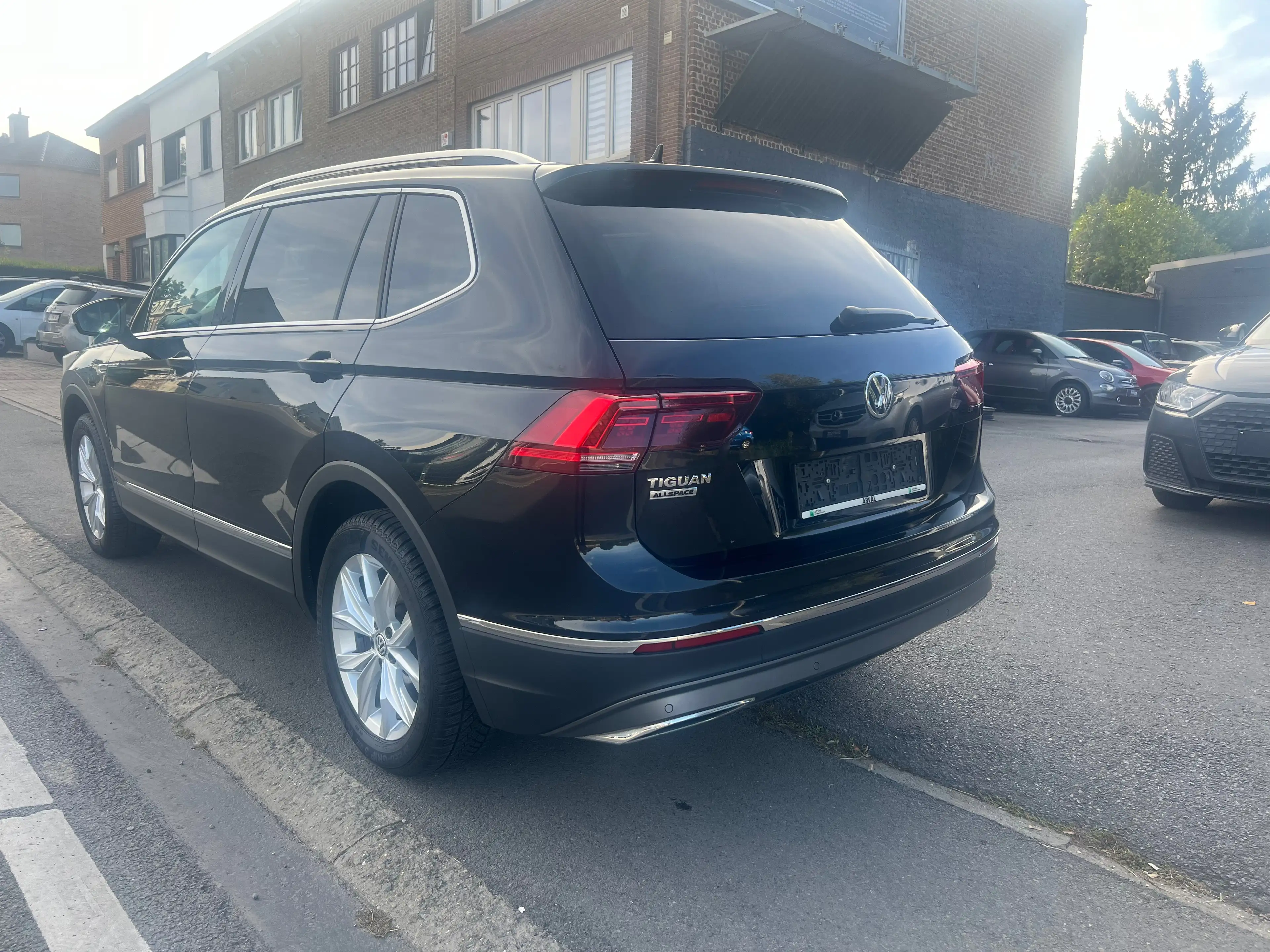 Volkswagen Tiguan Allspace 1.5 TSI Highline OPF DSG AUTOMATIQUE CRÉDIT 100% GARANTIE 12 MOIS COMME NEUF — photo 5