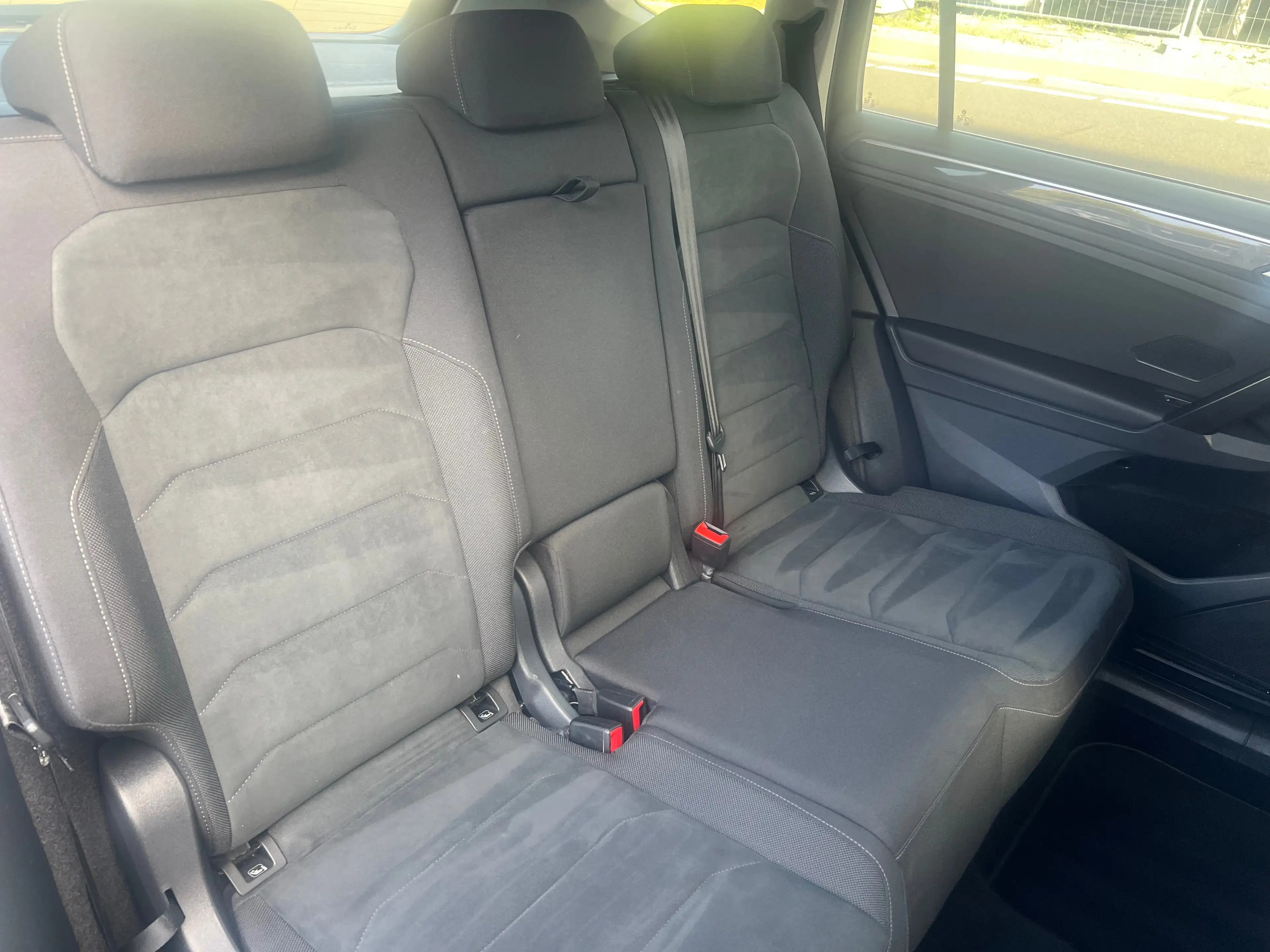 Volkswagen Tiguan Allspace 1.5 TSI Highline OPF DSG AUTOMATIQUE CRÉDIT 100% GARANTIE 12 MOIS COMME NEUF — photo 14