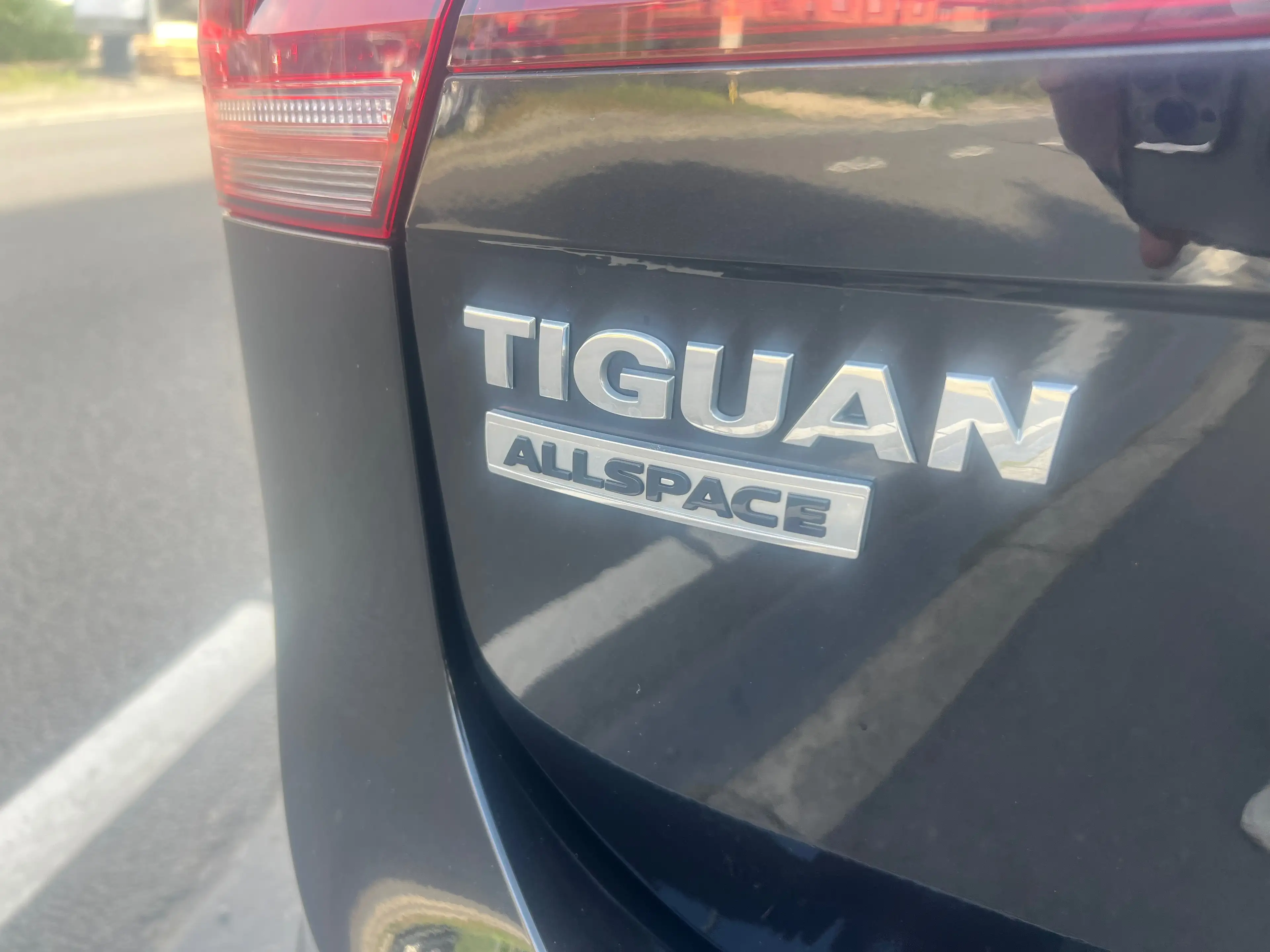 Volkswagen Tiguan Allspace 1.5 TSI Highline OPF DSG AUTOMATIQUE CRÉDIT 100% GARANTIE 12 MOIS COMME NEUF — photo 11