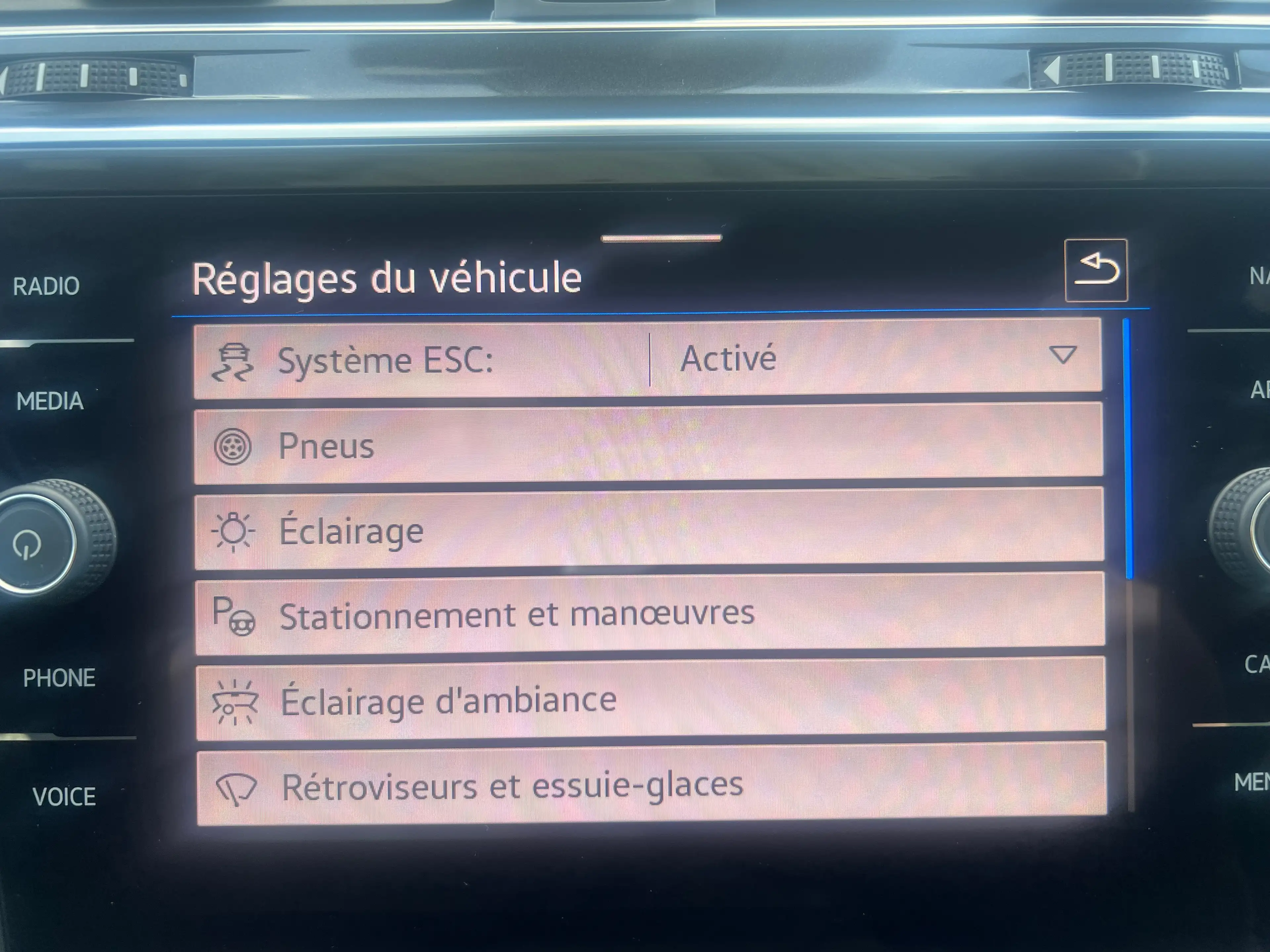 Volkswagen Tiguan Allspace 1.5 TSI Highline OPF DSG AUTOMATIQUE CRÉDIT 100% GARANTIE 12 MOIS COMME NEUF — photo 25