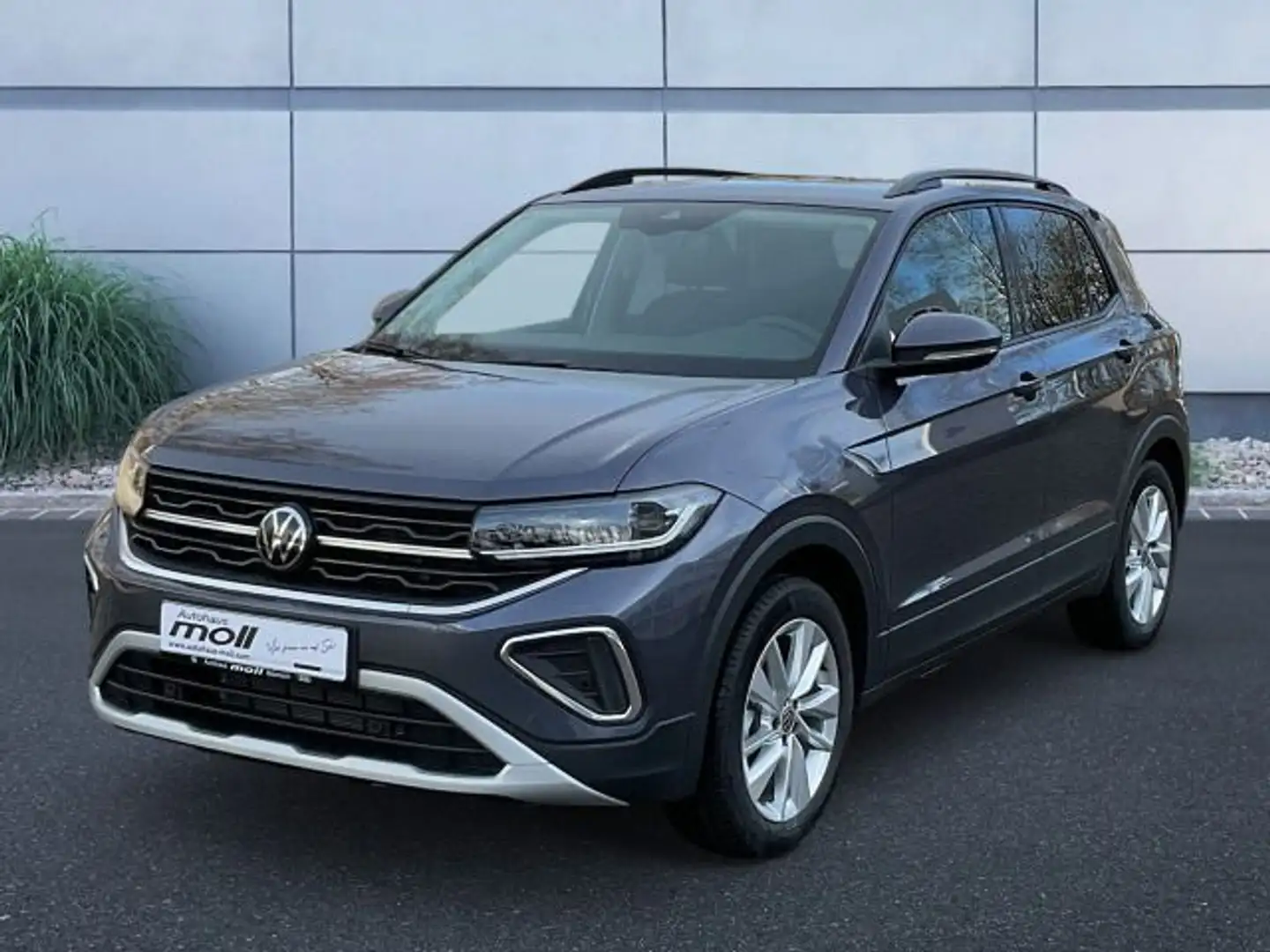 Volkswagen T-Cross Life 1.0 TSI DSG, AHK, Rear View, Park-A Grijs - 1