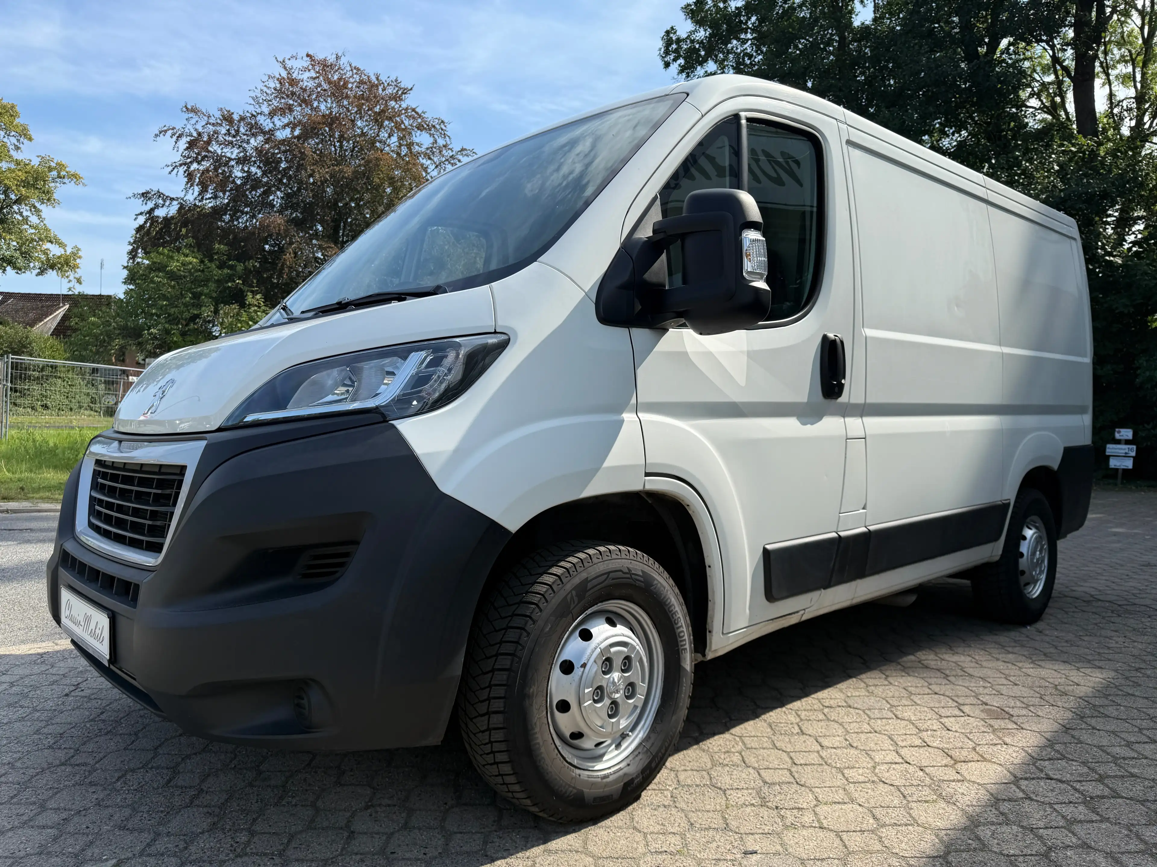 Peugeot Boxer Kasten 330 L1H1 Pro Avantage Edition *nur 116 TKM*1.Hand*Klima*AHK*PDC* — photo 4
