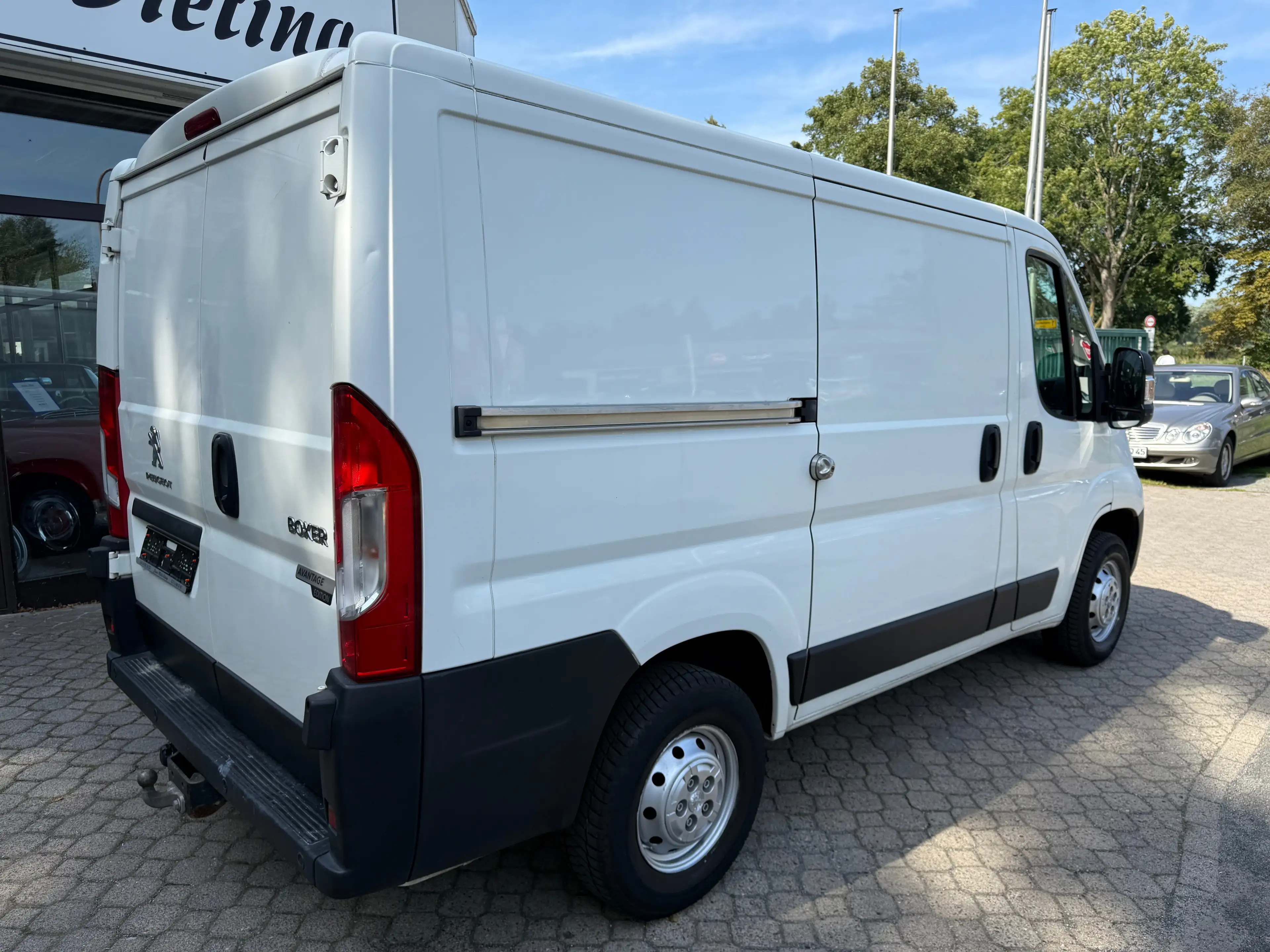 Peugeot Boxer Kasten 330 L1H1 Pro Avantage Edition *nur 116 TKM*1.Hand*Klima*AHK*PDC* — photo 5