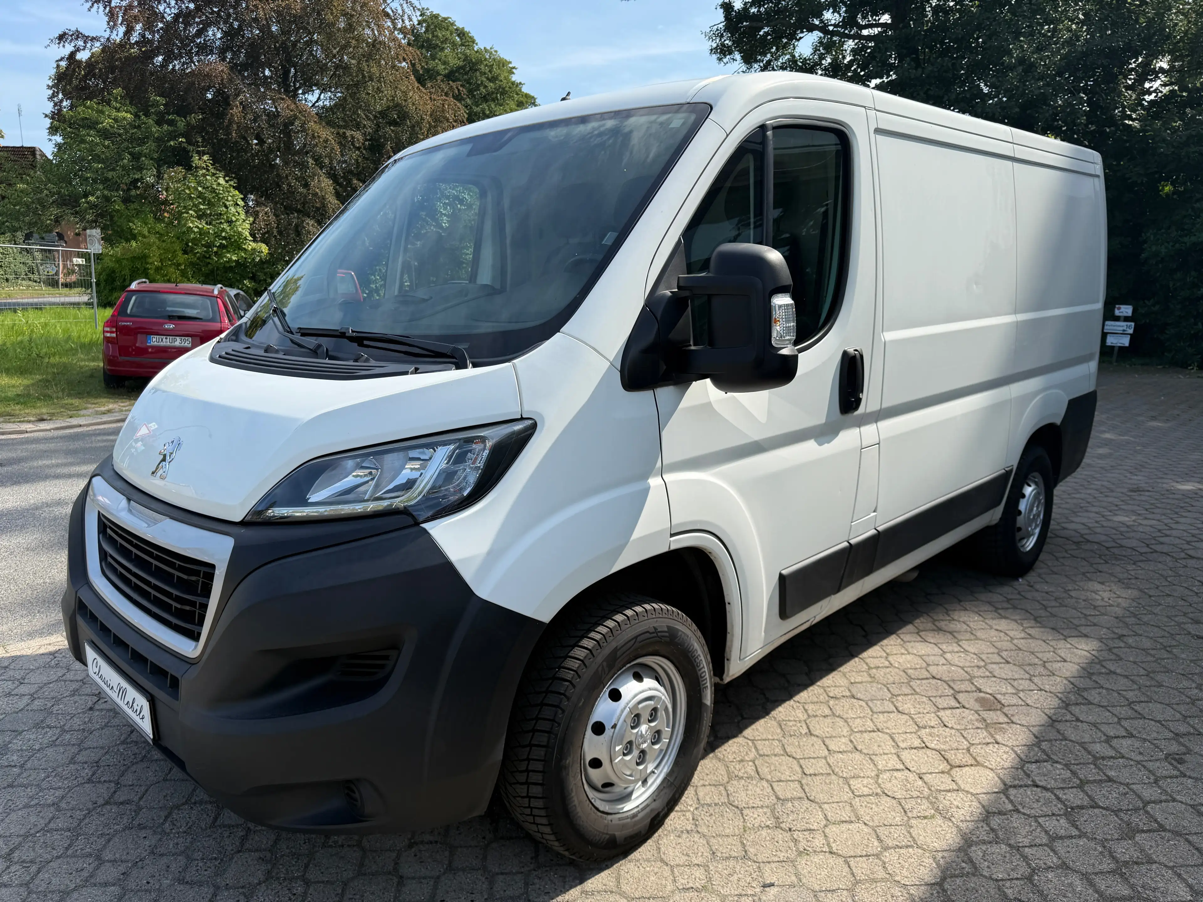 Peugeot Boxer Kasten 330 L1H1 Pro Avantage Edition *nur 116 TKM*1.Hand*Klima*AHK*PDC* — photo 2