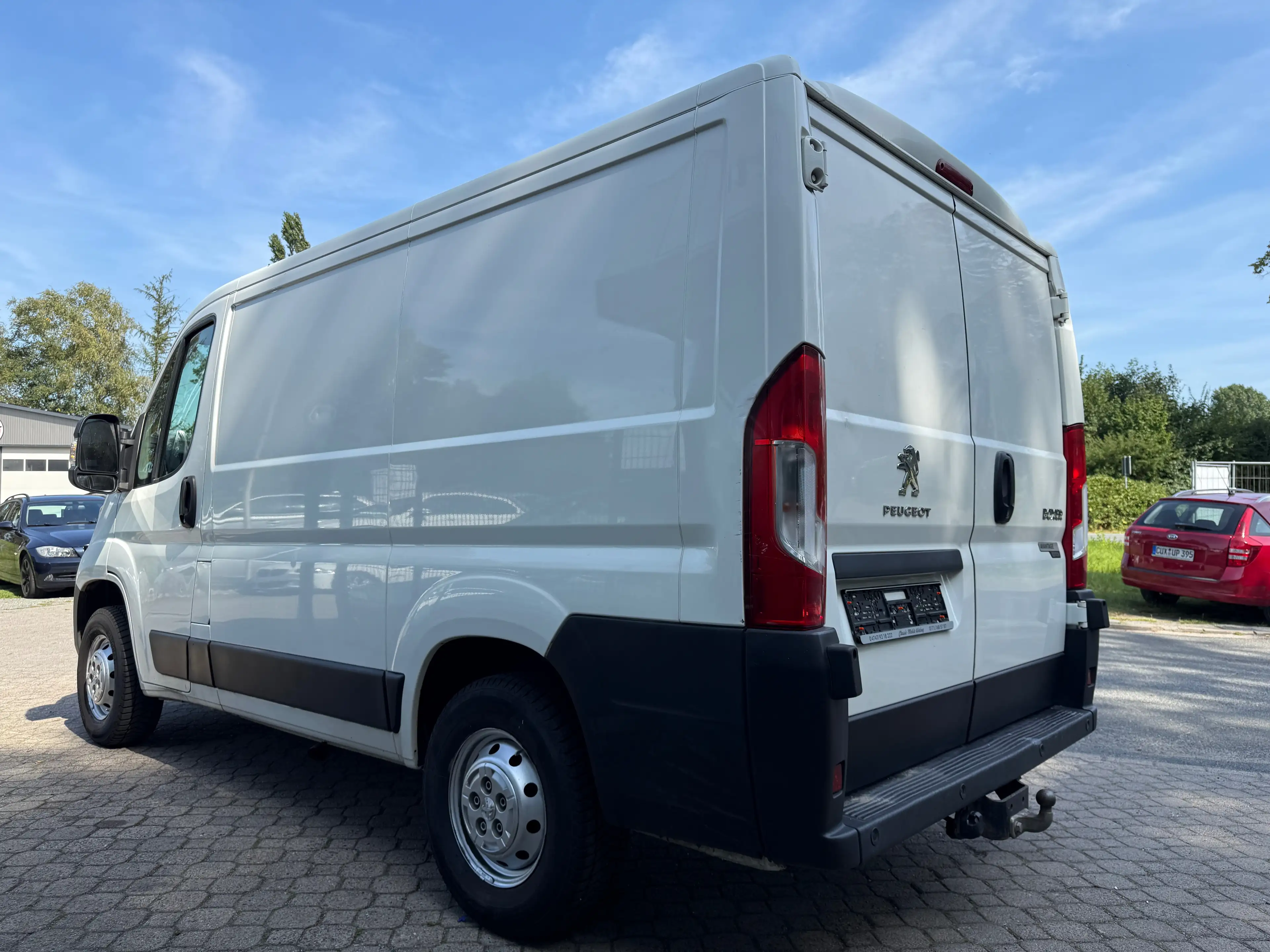 Peugeot Boxer Kasten 330 L1H1 Pro Avantage Edition *nur 116 TKM*1.Hand*Klima*AHK*PDC* — photo 8