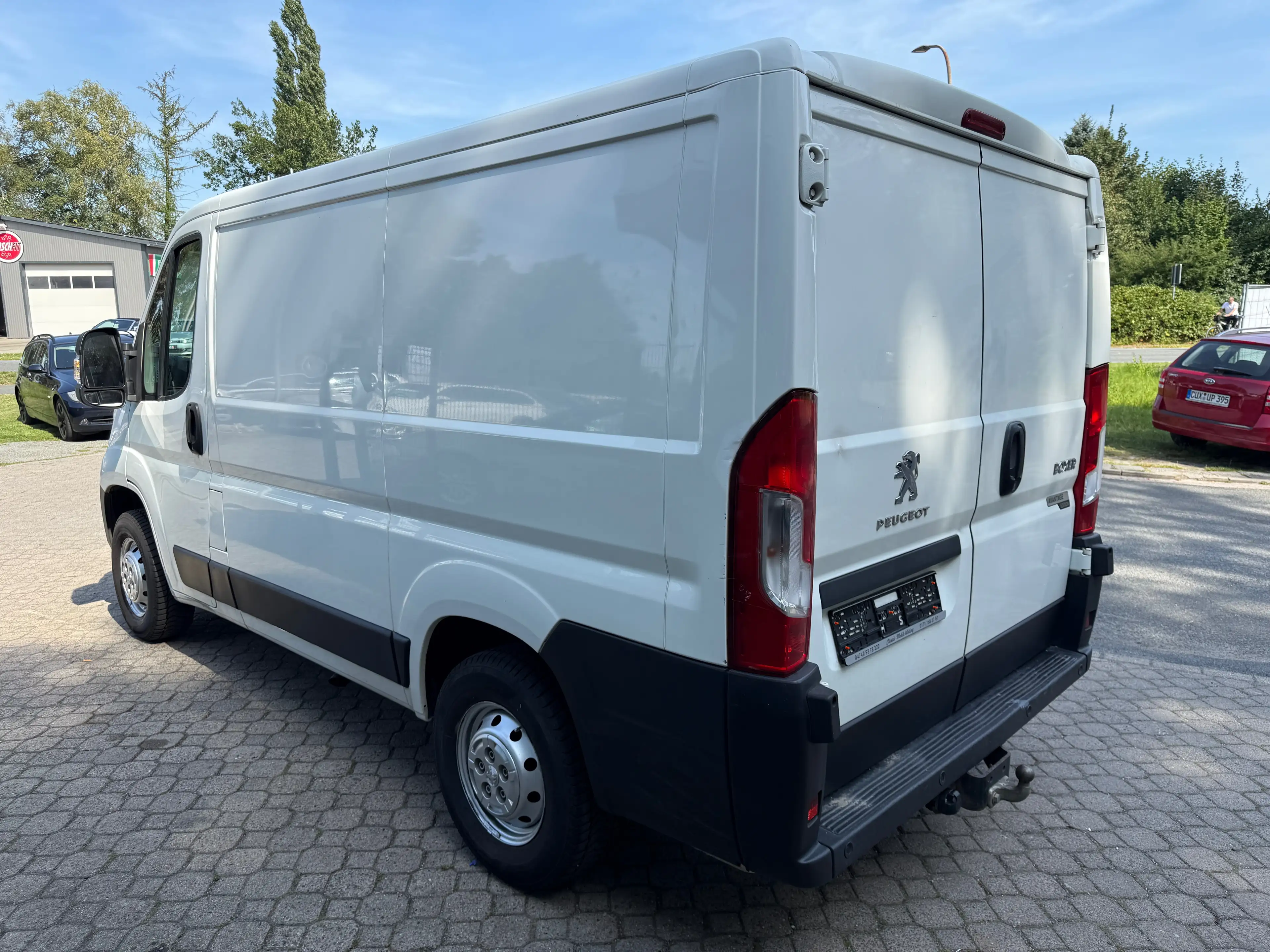Peugeot Boxer Kasten 330 L1H1 Pro Avantage Edition *nur 116 TKM*1.Hand*Klima*AHK*PDC* — photo 6