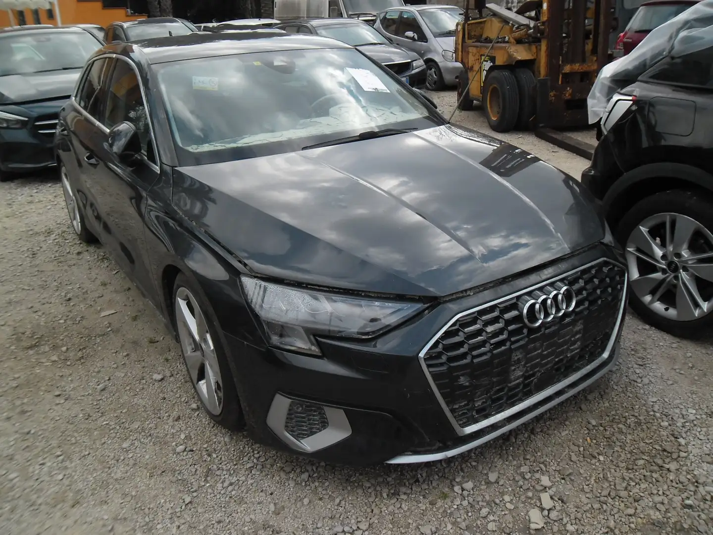Audi A3 Sportback 35 2.0 tdi Sport 150cv s-tronic 7m Gris - 1