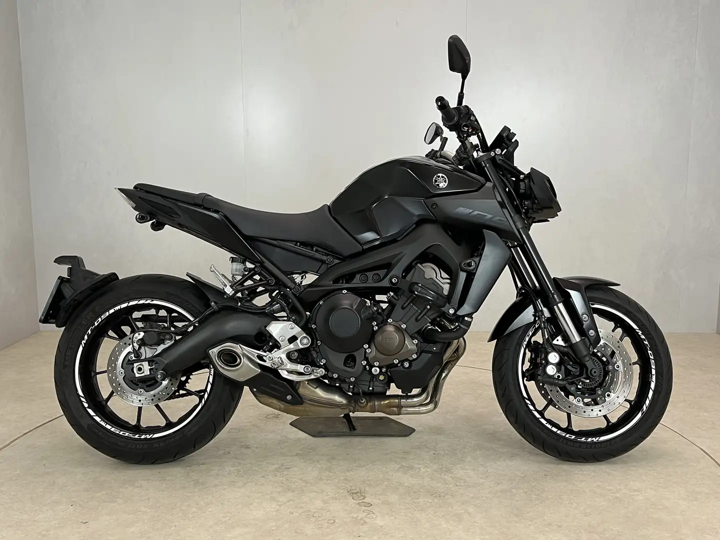 Yamaha MT-09 ABS Zwart - 1