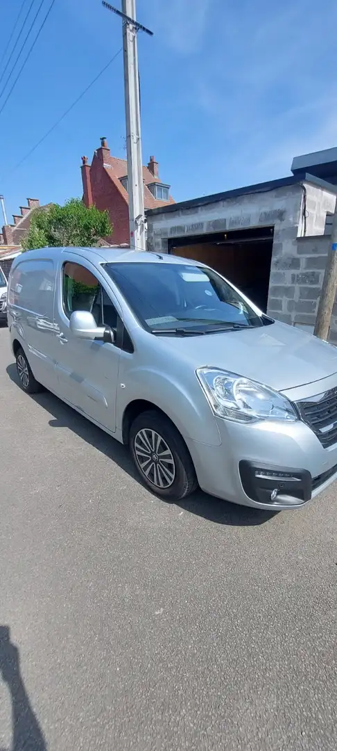 Peugeot Partner PARTNER FOURGON 120 L1 1.6 BLUEHDI 75 BVM5 CONFORT Gris - 2
