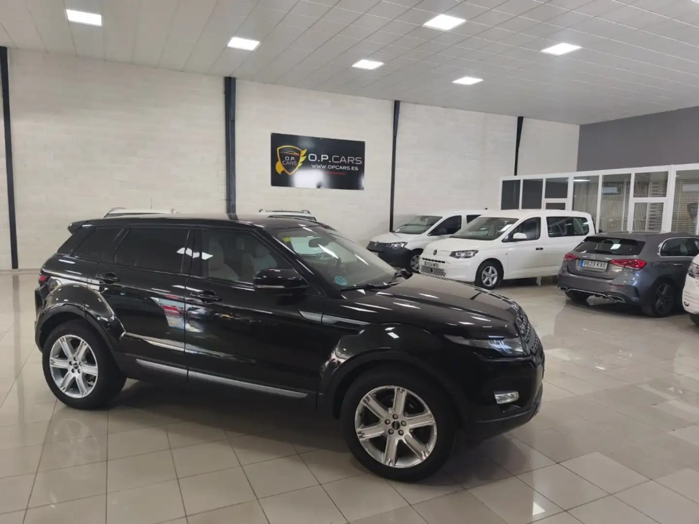 Land Rover Range Rover Evoque 2.0L Si4 Prestige 4x4 Aut. Nero - 2