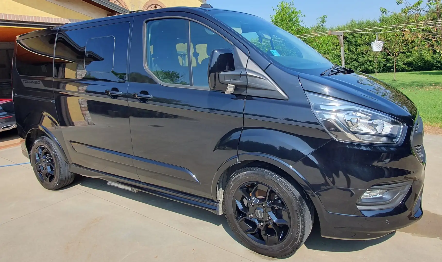 Ford Tourneo Custom Sport - 2