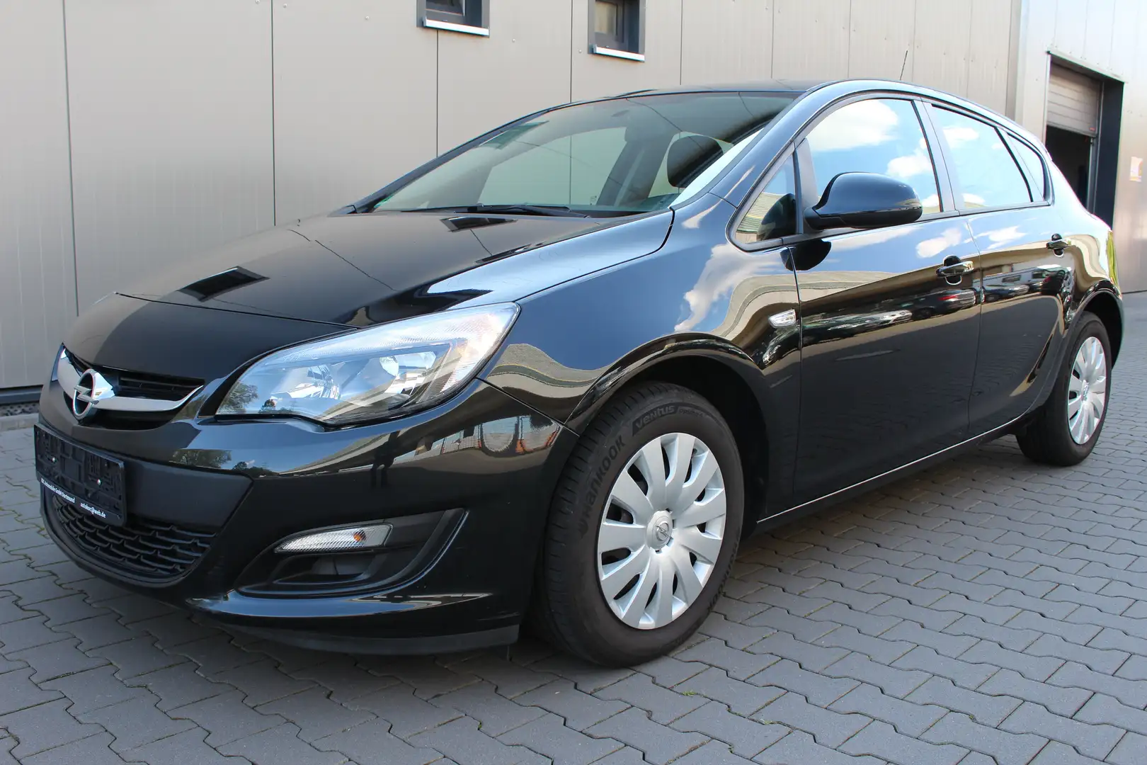 Opel Astra Selection 1.6 16V Aus 1. Hand Schwarz - 1