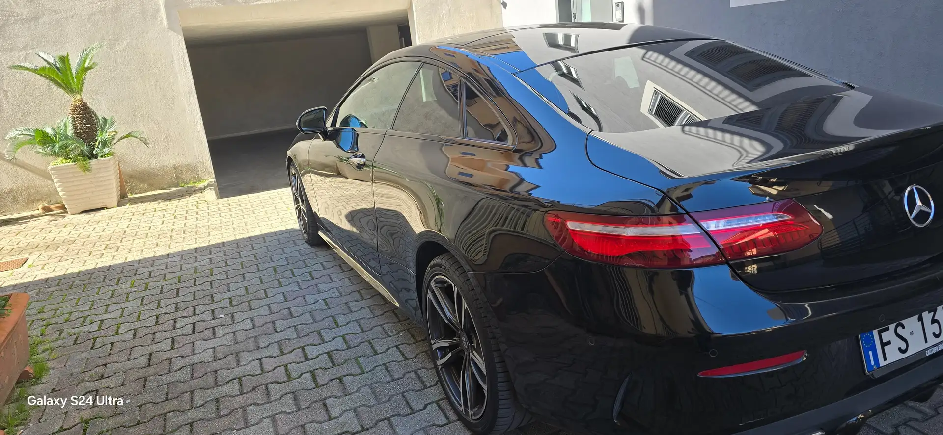 Mercedes-Benz E 220 E Coupe 220 d Premium Plus AMG Line Night Edition Nero - 2