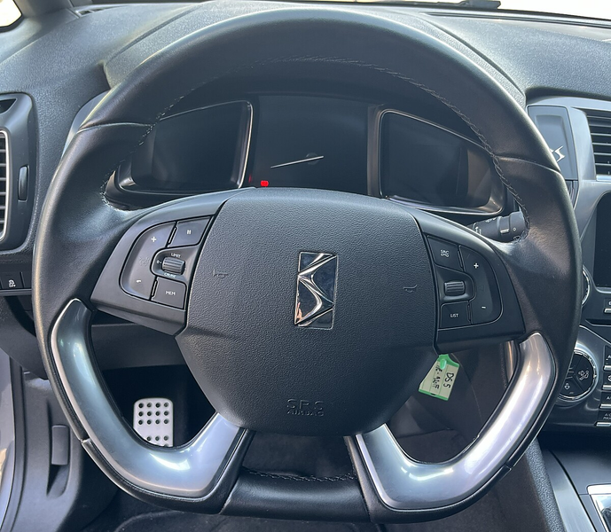 DS Automobiles DS 5 DS5 BlueHDi S&S 120 — photo 6