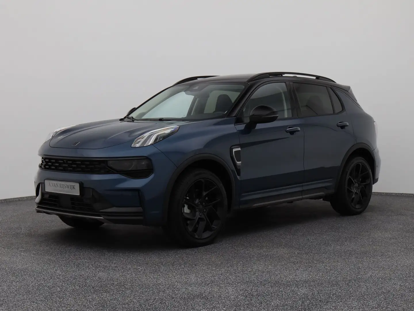 Lynk & Co 01 1.5 Plug-in Hybrid | 360° | BLACK Bleu - 1