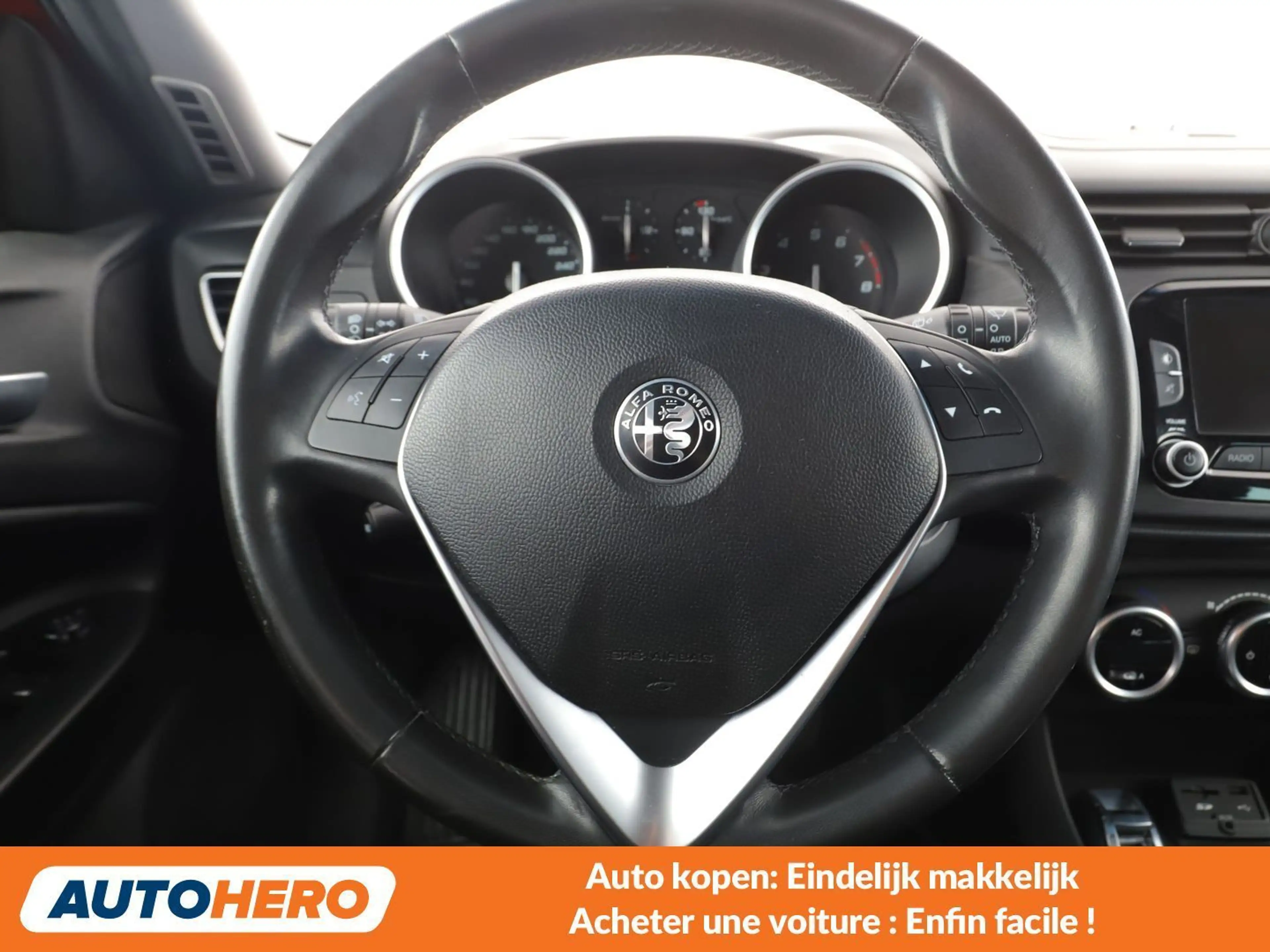 Alfa Romeo Giulietta 1.4 Turbo Super — photo 5
