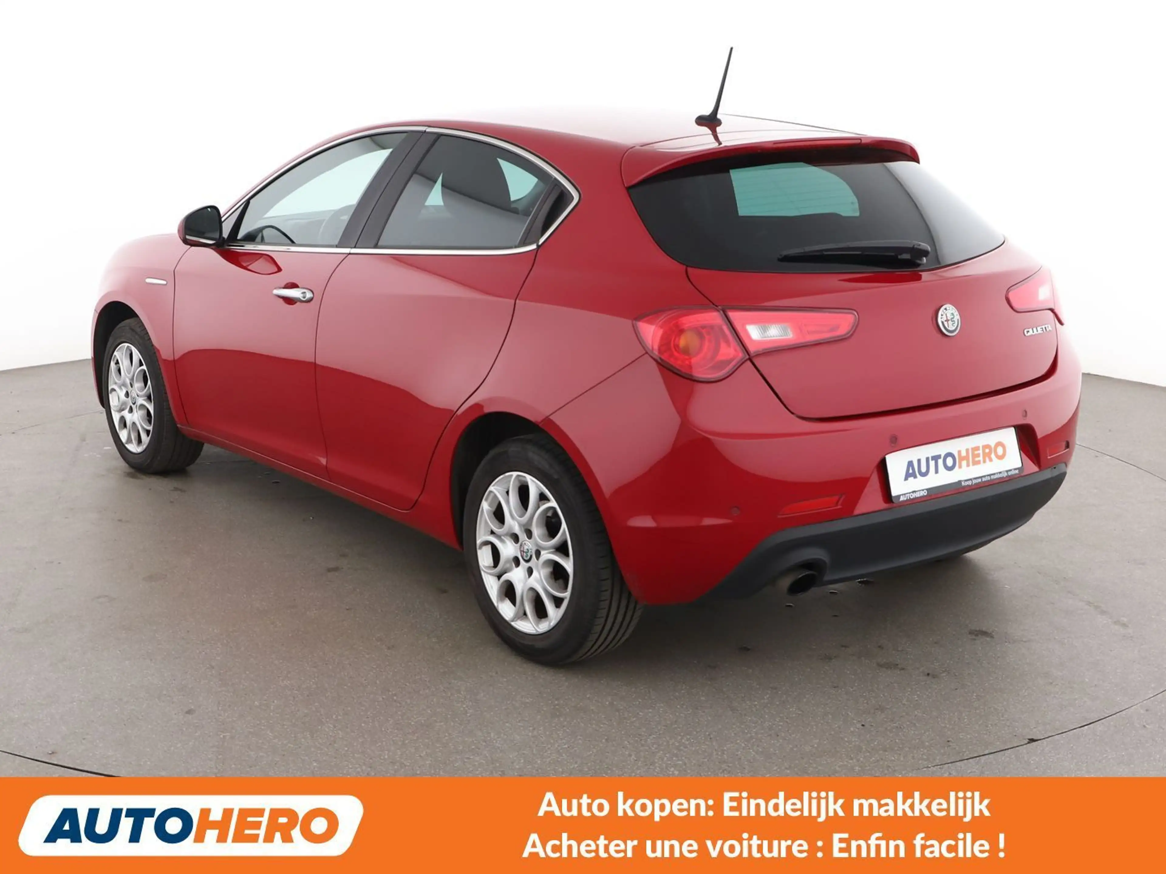 Alfa Romeo Giulietta 1.4 Turbo Super — photo 4