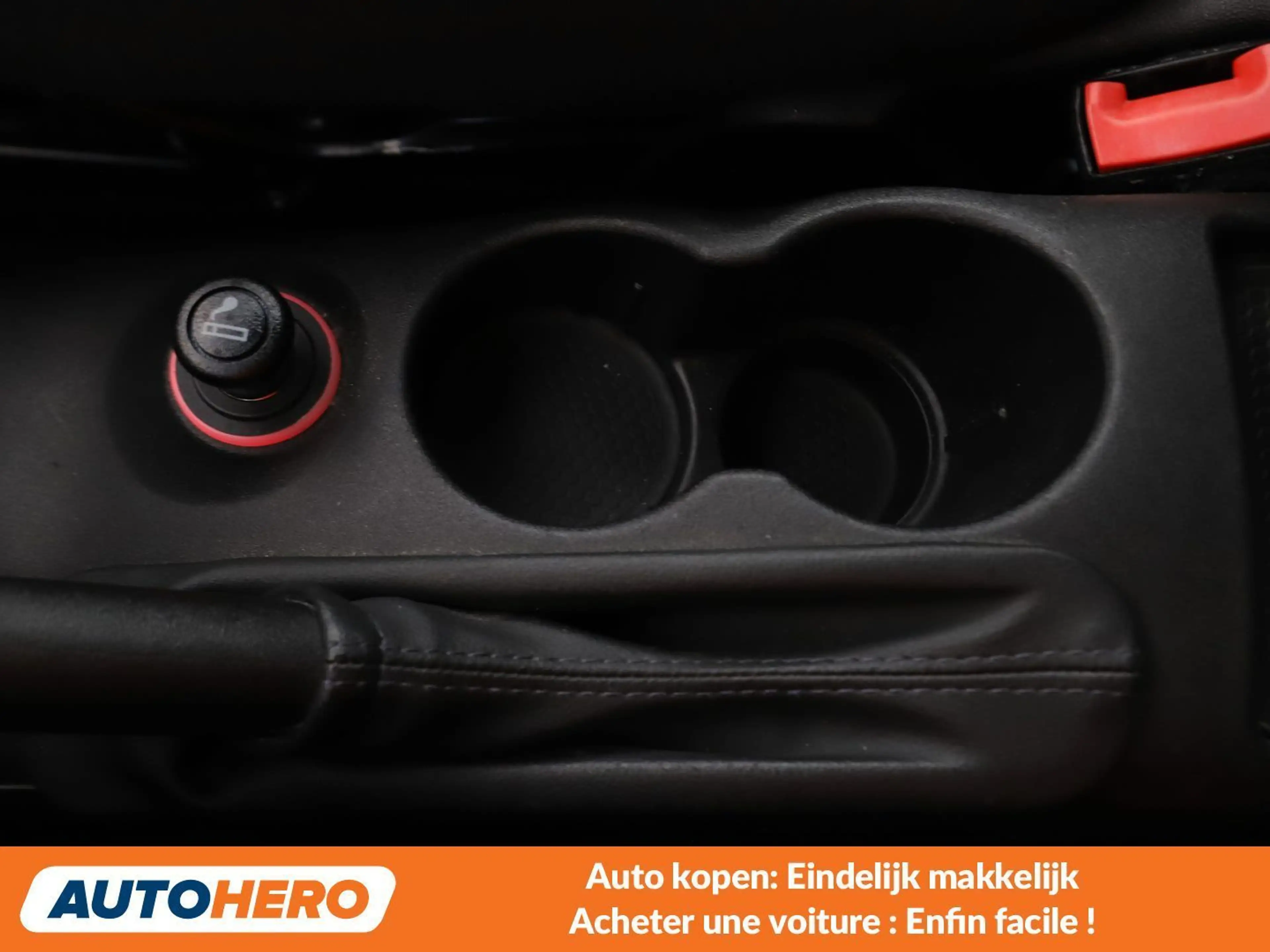 Alfa Romeo Giulietta 1.4 Turbo Super — photo 12