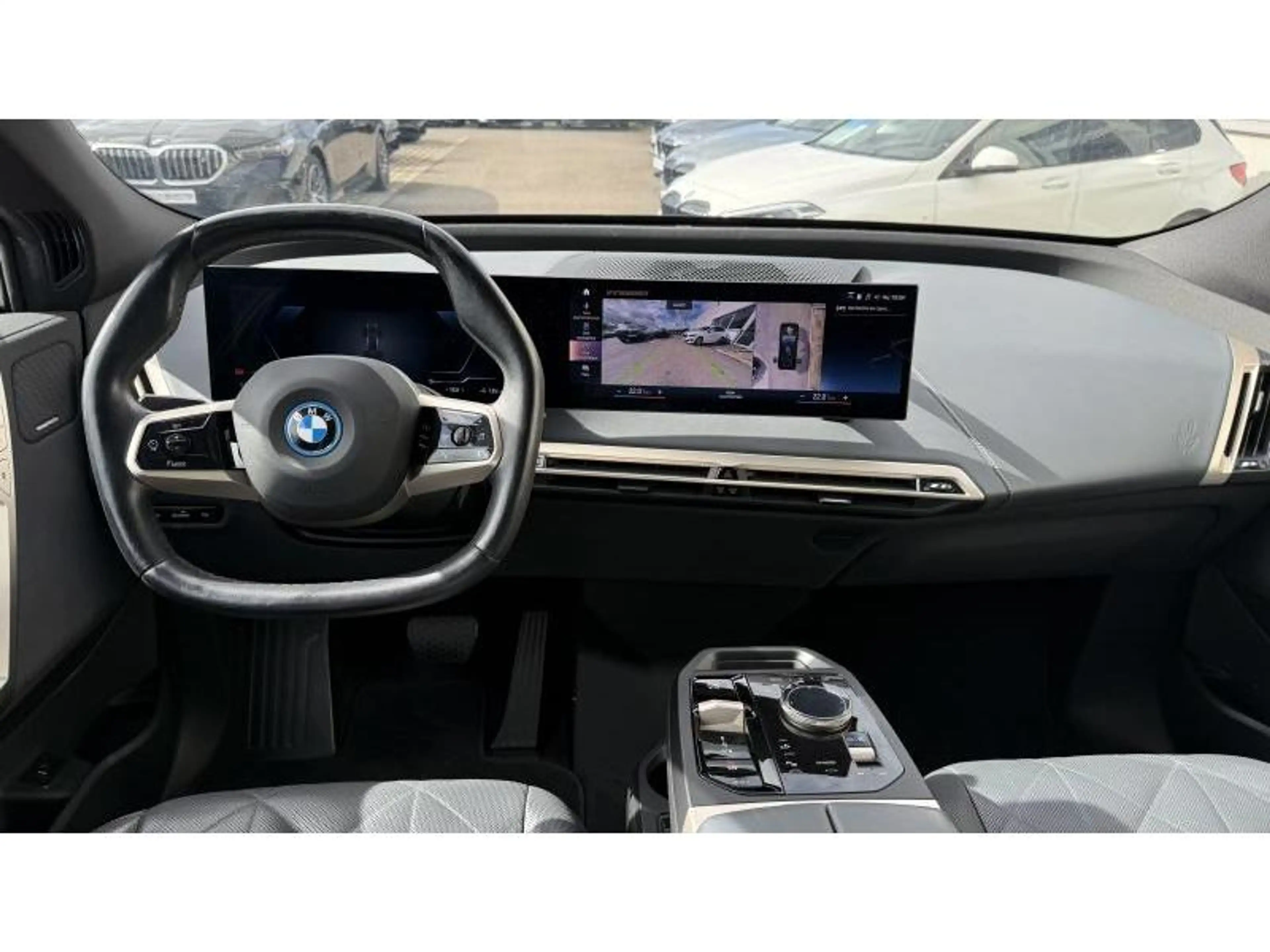 BMW iX xDrive 40 Kit M Sport Attache Remorque Toit Panora — photo 7