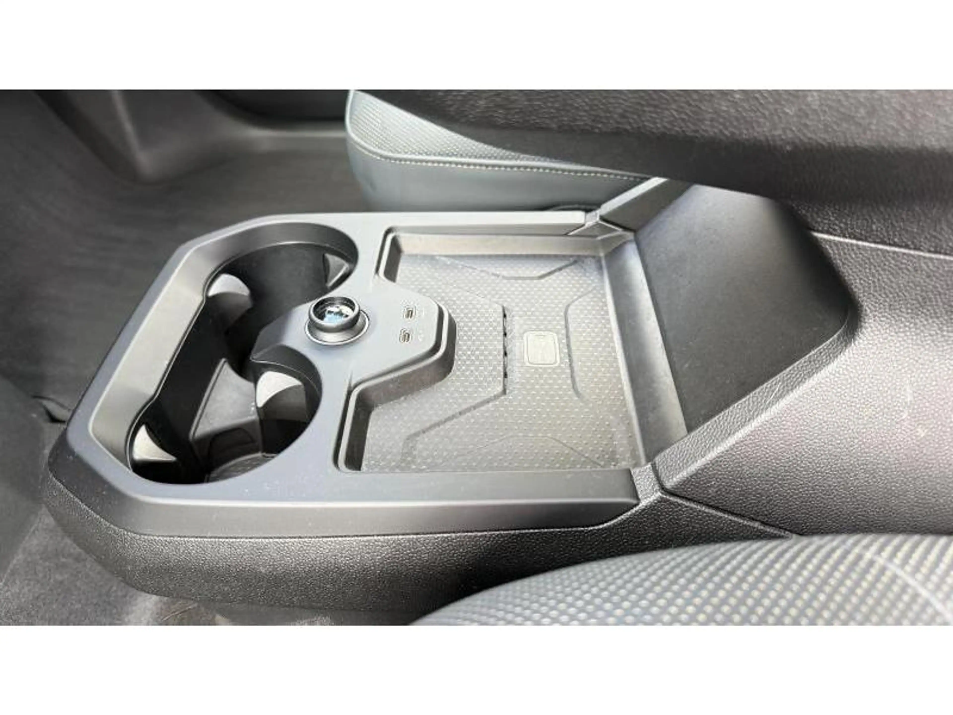 BMW iX xDrive 40 Kit M Sport Attache Remorque Toit Panora — photo 13