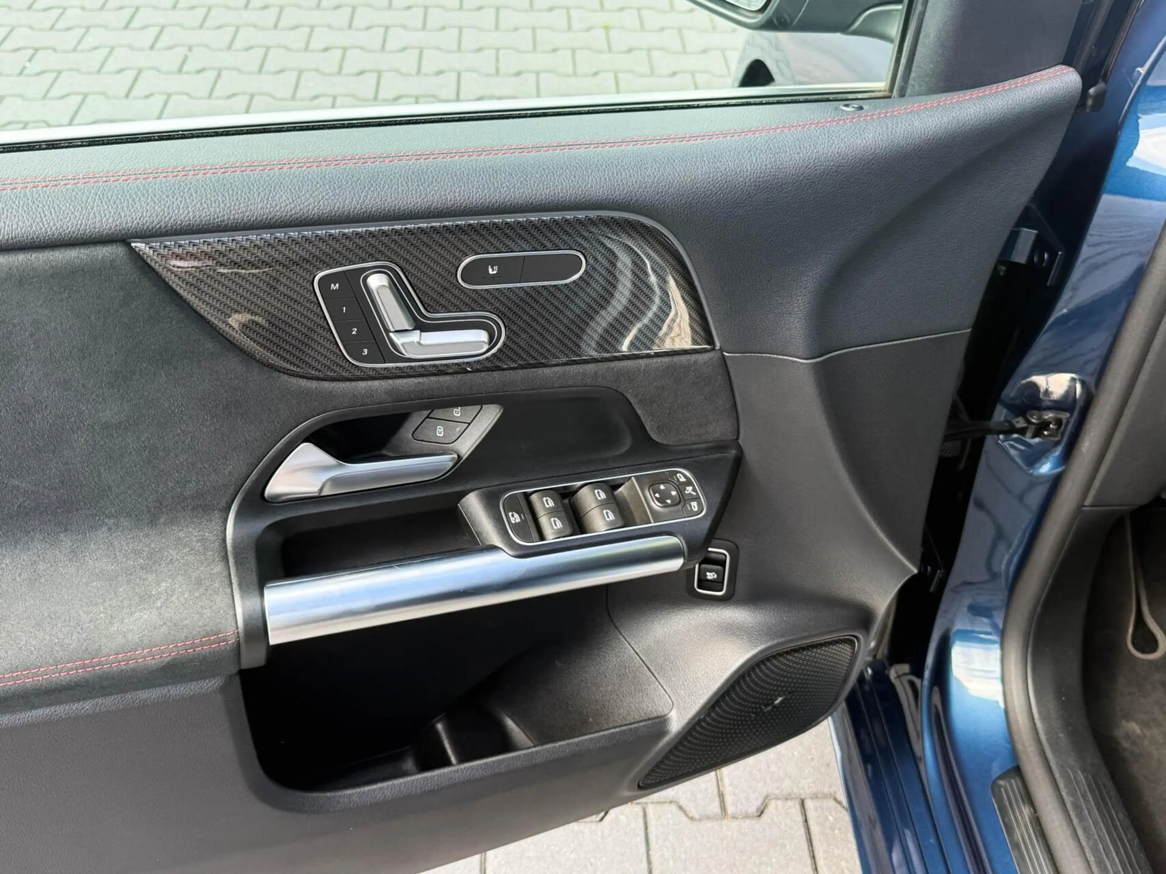 Mercedes-Benz B 250 225pk Premium Plus AMG | Panoramadak | Memory | Sf — photo 10
