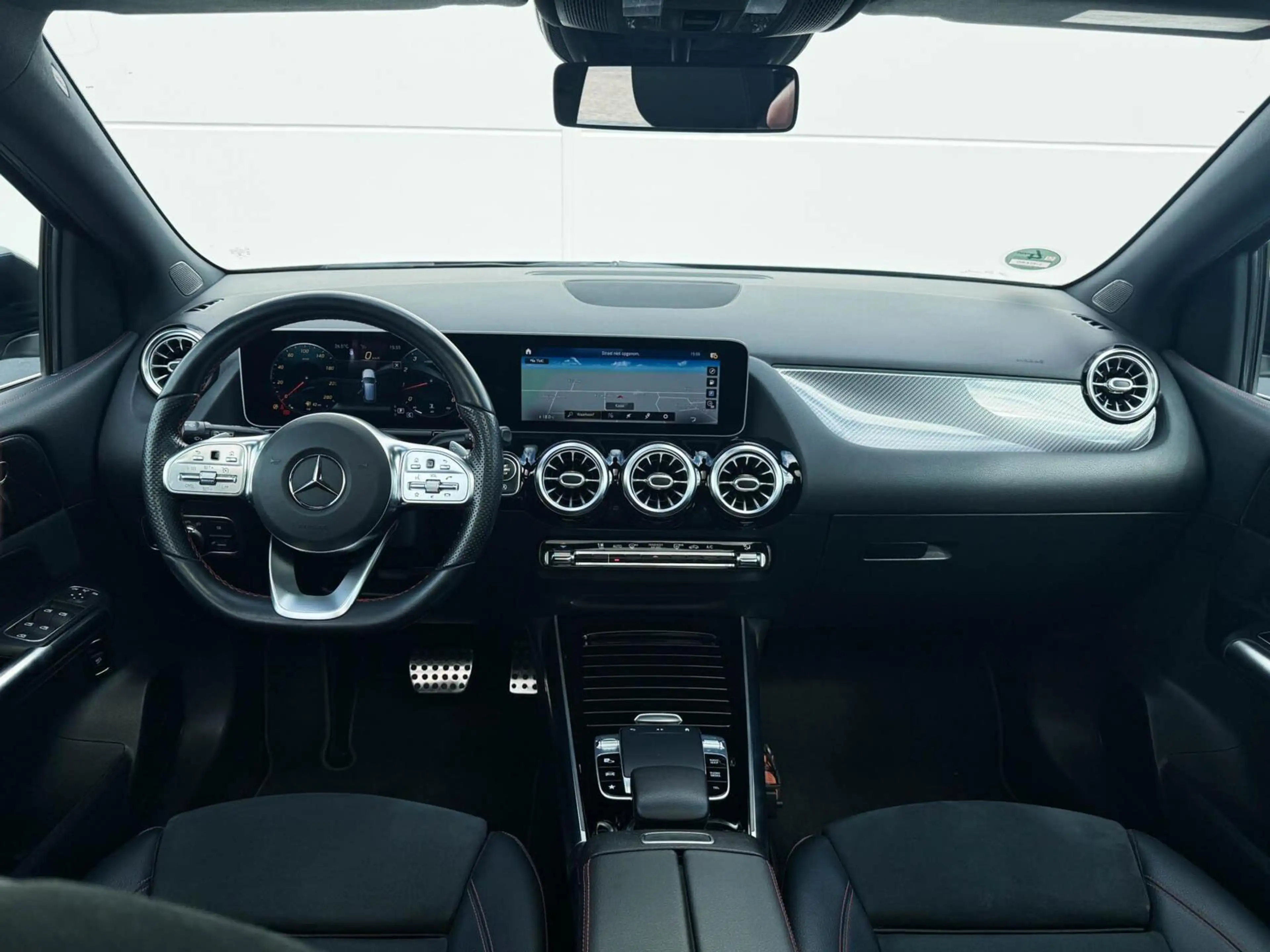 Mercedes-Benz B 250 225pk Premium Plus AMG | Panoramadak | Memory | Sf — photo 7