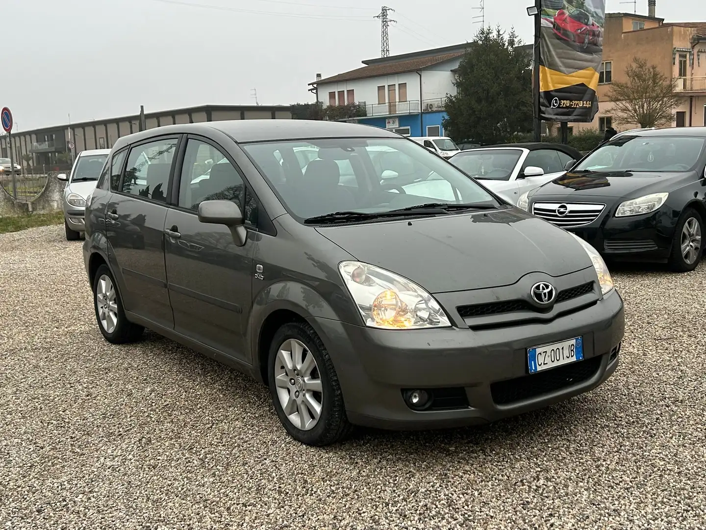Toyota Corolla Verso 2.0 d-4d Sol 5p.ti - 1