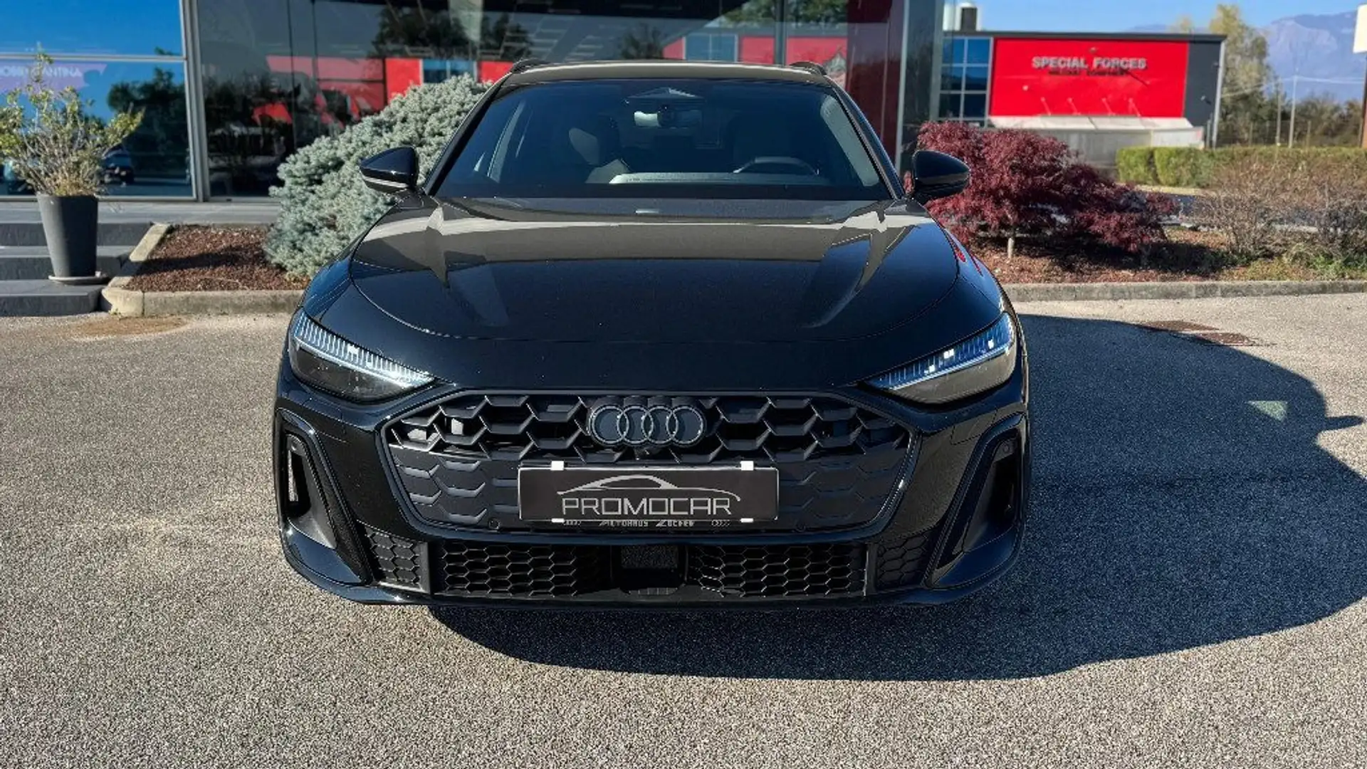 Audi A5 AVANT TDI 150 kW MHEV+ S TRONIC S LINE EDITION Zwart - 2