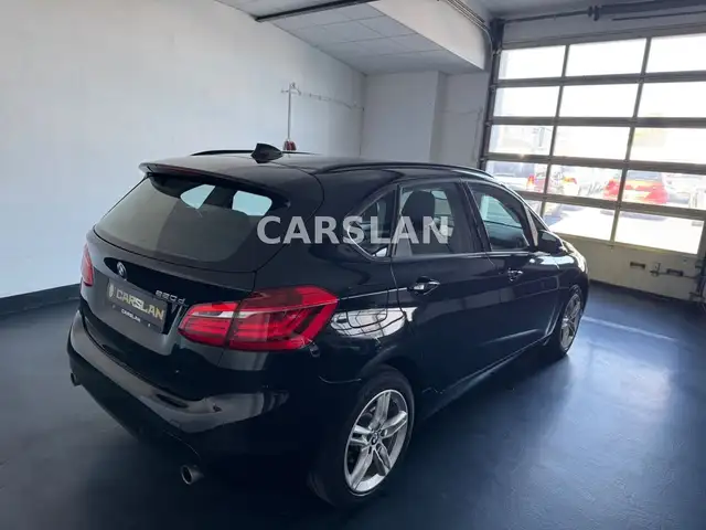 BMW 2 Series view 12