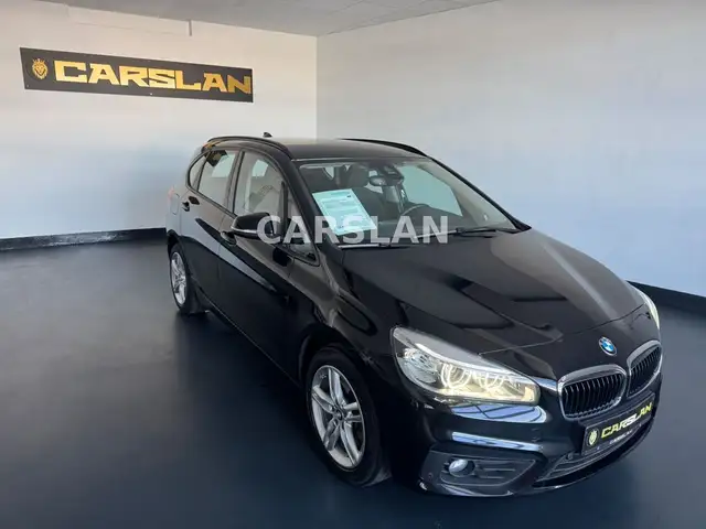 BMW 2 Series view 2