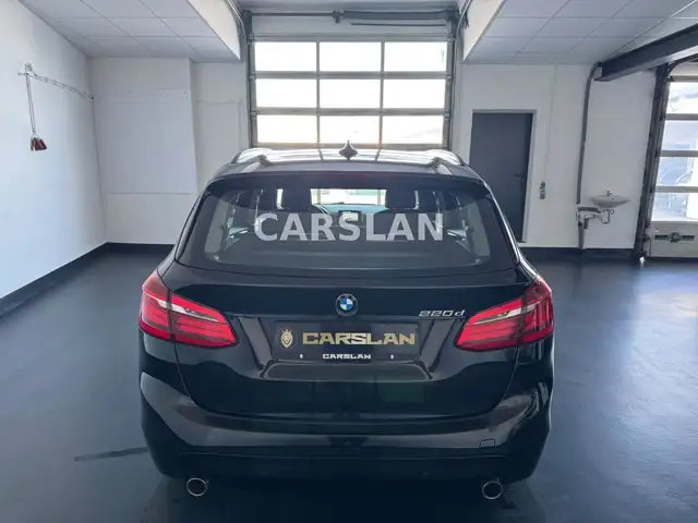 BMW 2 Series view 11