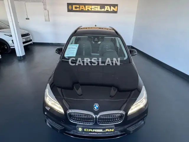 BMW 2 Series view 6