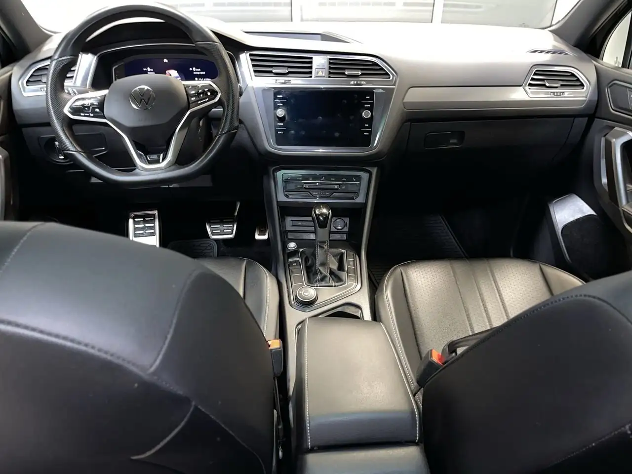 Volkswagen Tiguan снимка Volkswagen Tiguan