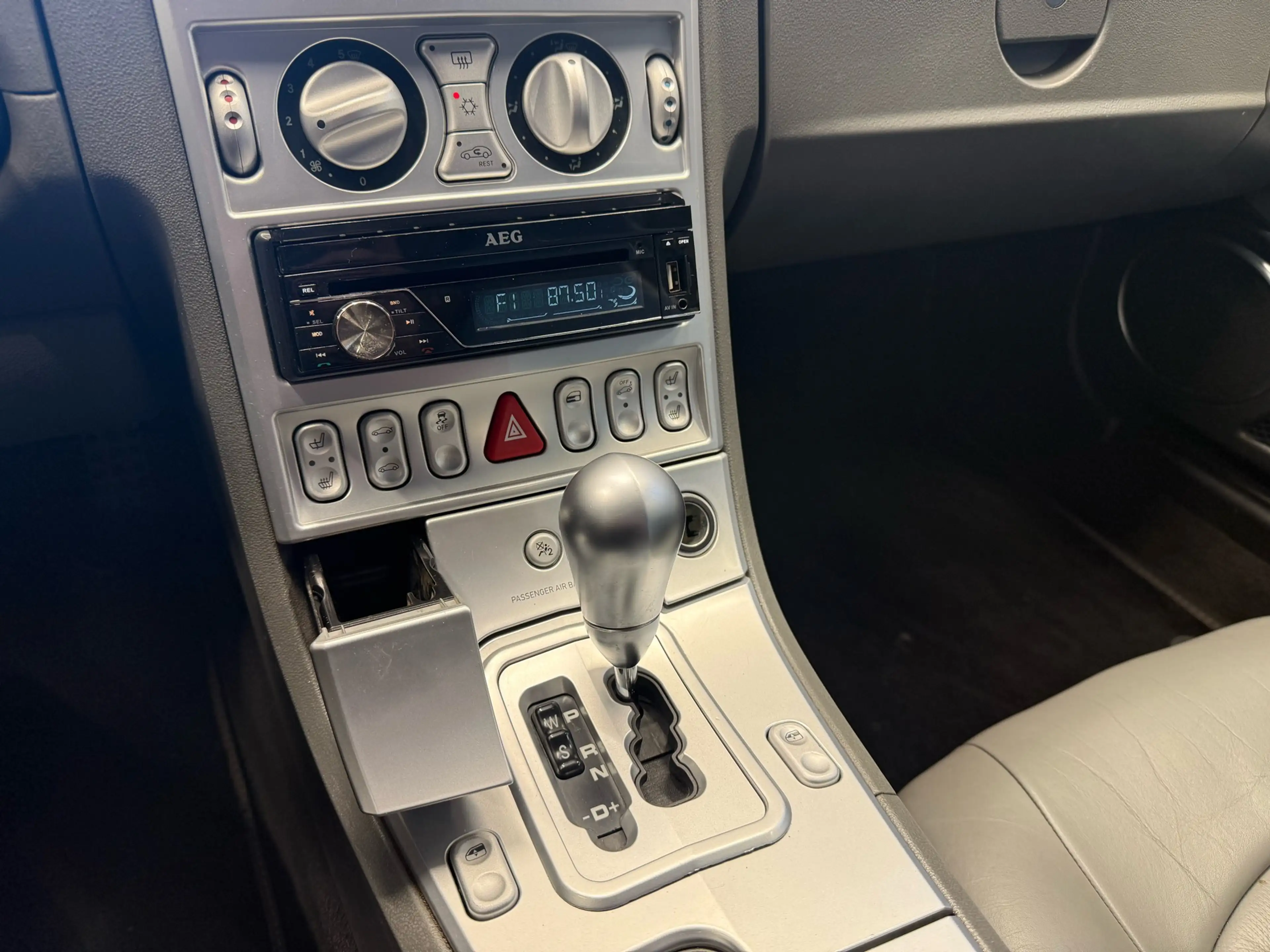 Chrysler Crossfire 3,2 V6 Aut. — photo 11