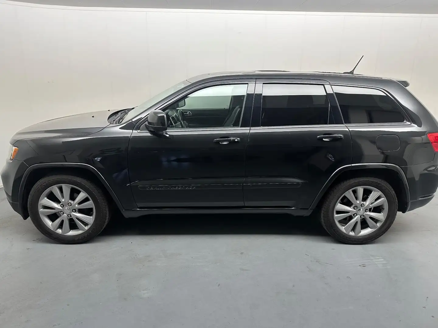 Jeep Grand Cherokee 3.6 Overland Summit # Leder # Schuifdak # Lmv # Cr Schwarz - 2