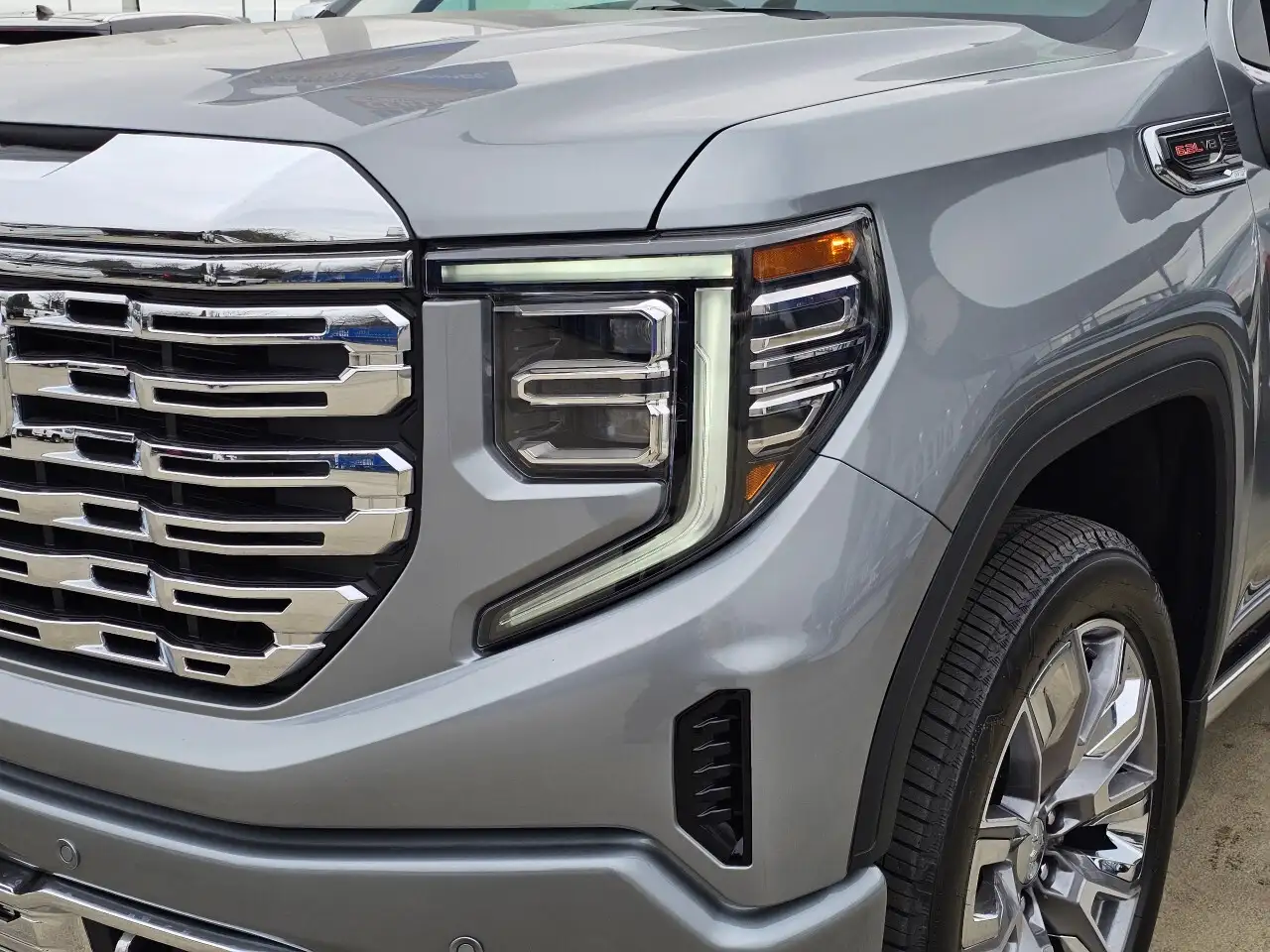 GMC Sierra 1500 снимка GMC Sierra 1500