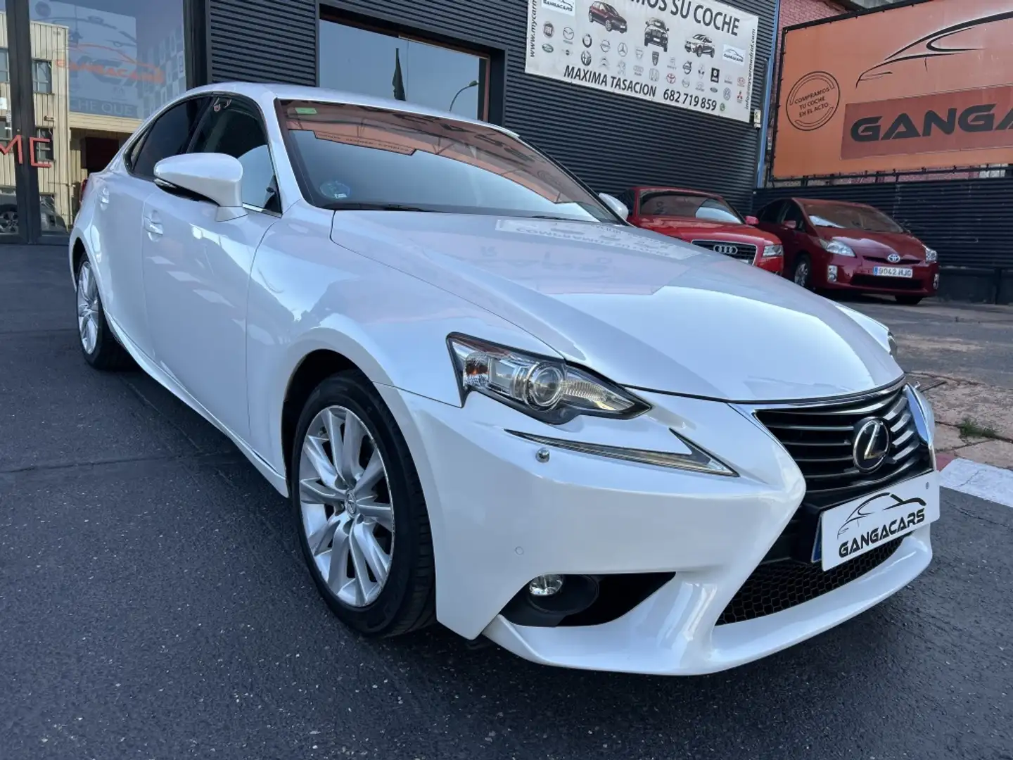 Lexus IS 300 300h Executive Bianco - 2