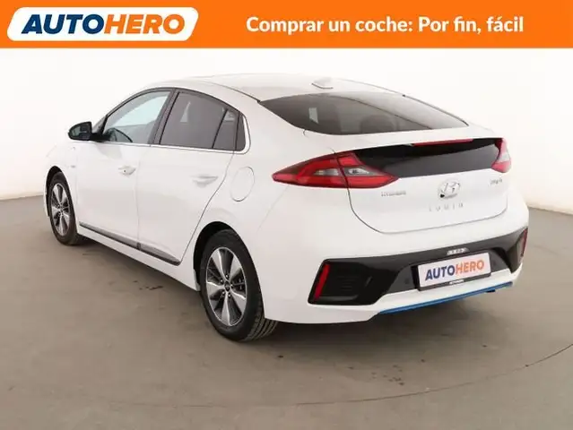 Hyundai Ioniq view 4