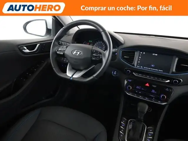 Hyundai Ioniq view 14