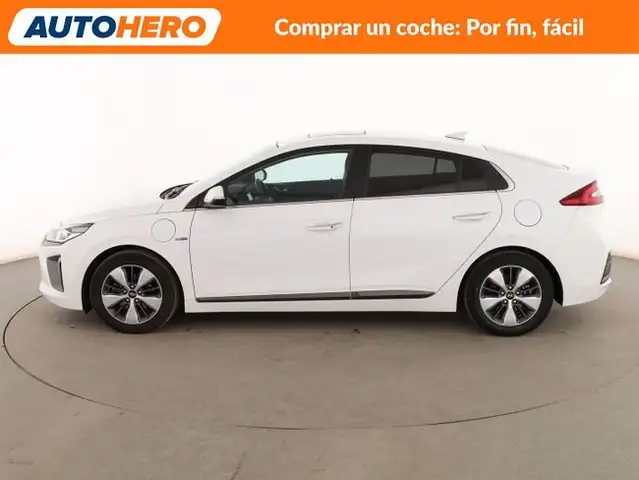 Hyundai Ioniq view 3