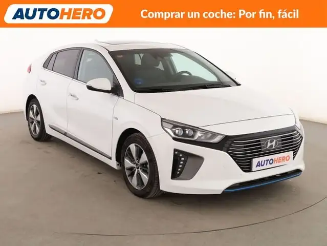 Hyundai Ioniq view 8