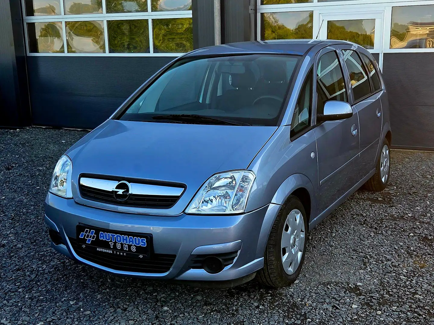 Opel Meriva Edition, Klima, ZV, Isofix, CD/MP3, ESP, eFH Grigio - 1