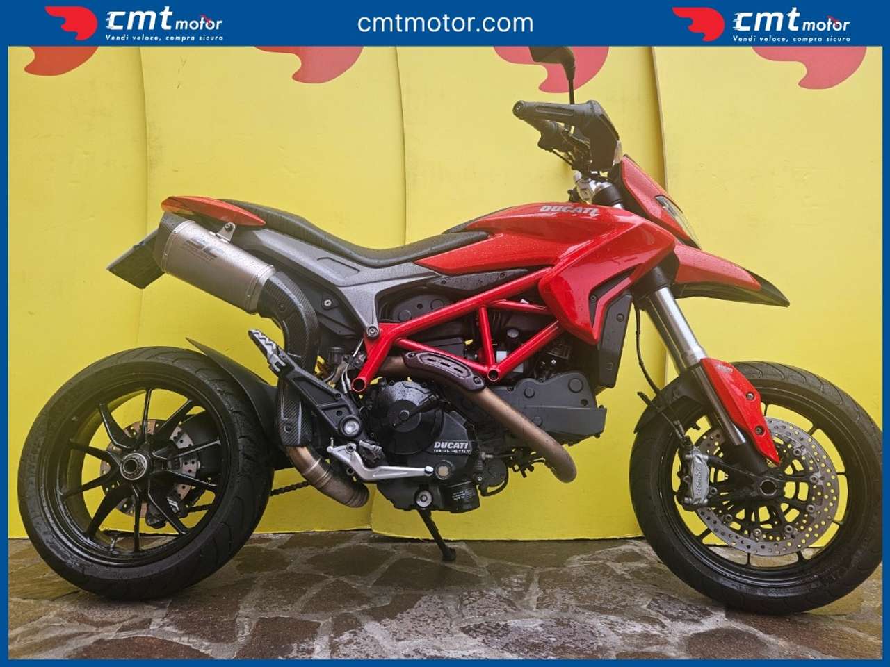 Ducati Hypermotard 821