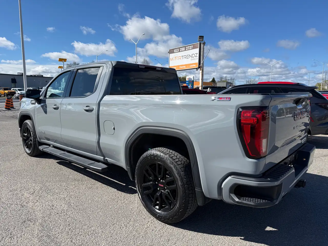 GMC Sierra 1500 снимка GMC Sierra 1500