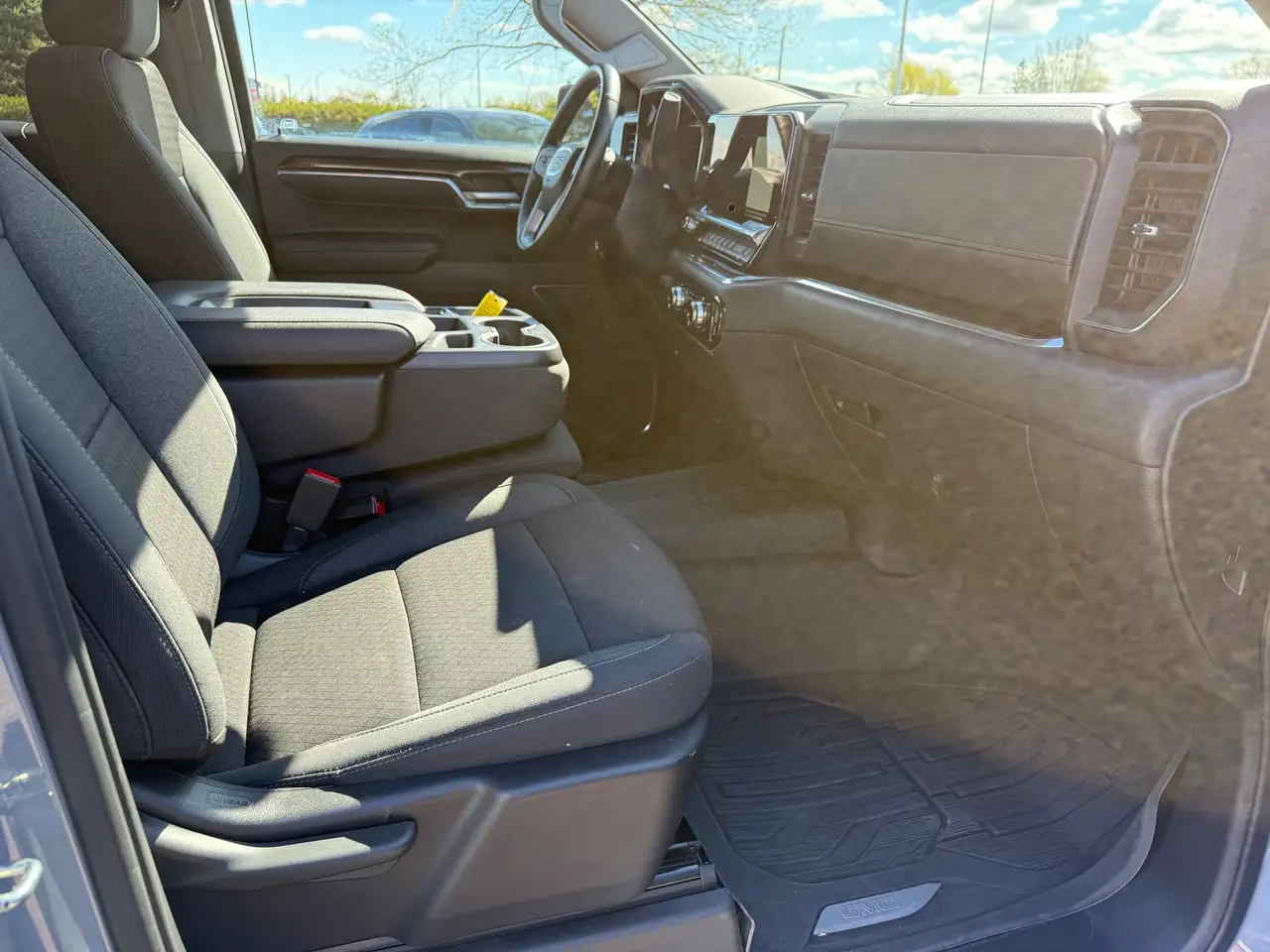 GMC Sierra 1500 снимка GMC Sierra 1500