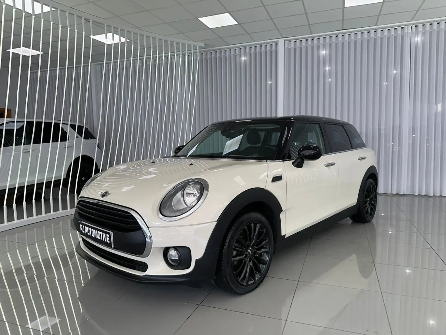 MINI One Clubman D Beige - 1