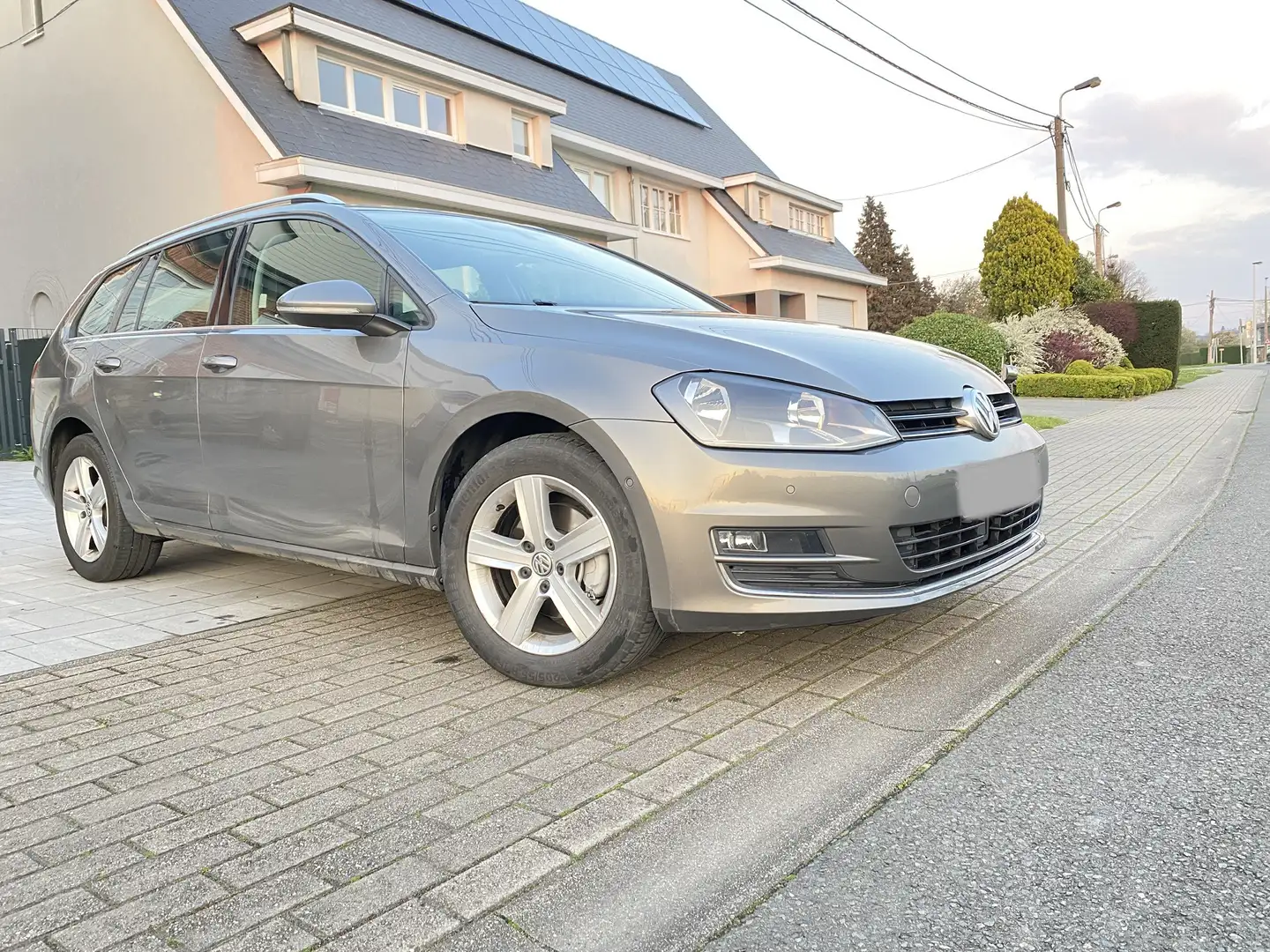 Volkswagen Golf Variant 1.6 TDI Highline - 2